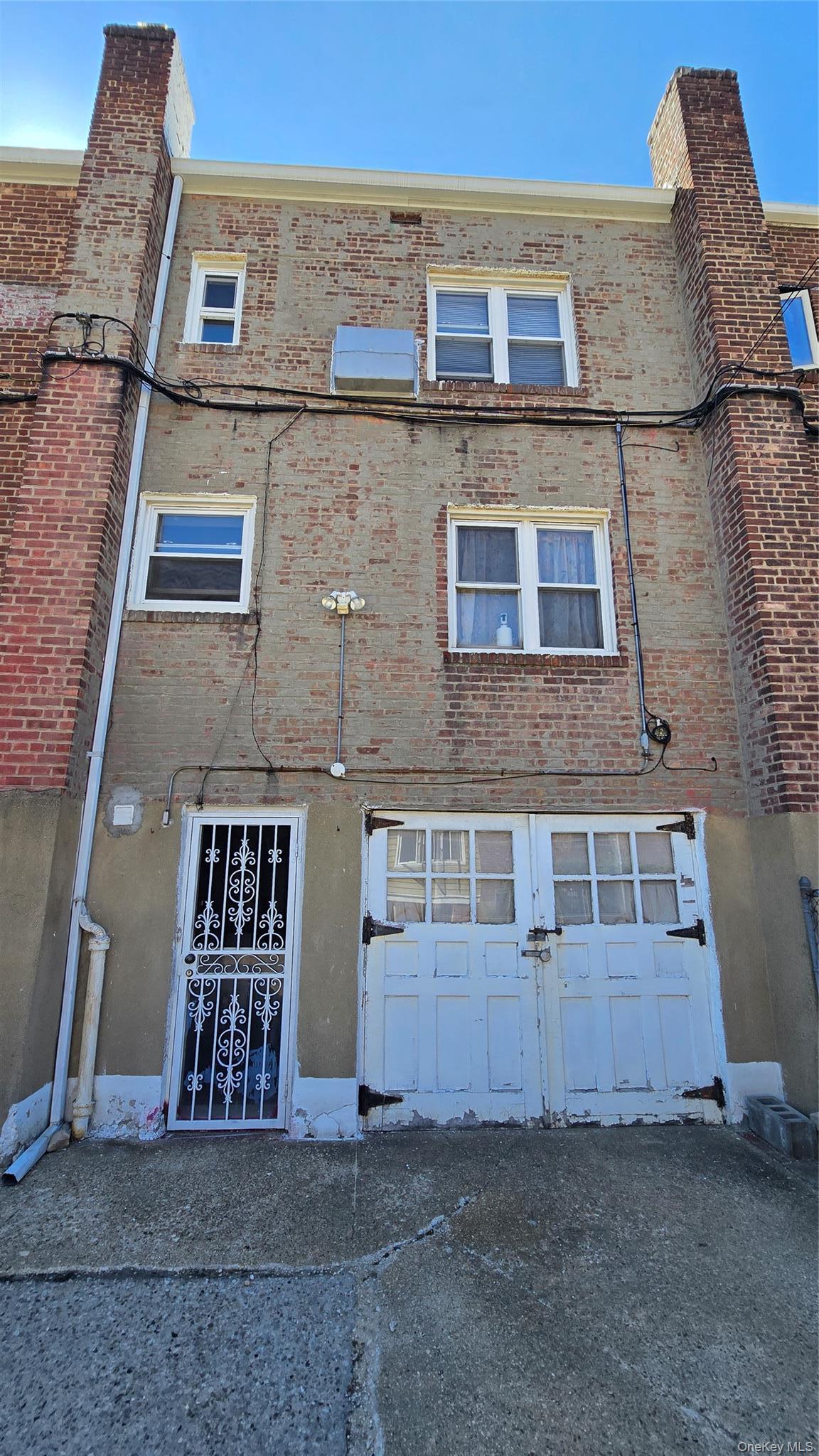 Single Family 63rd Avenue  Queens, NY 11375, MLS-1040377-26