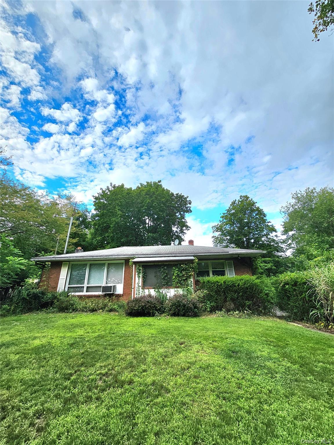 Single Family S Riverside Road  Ulster County, NY 12528, MLS-1040386-2