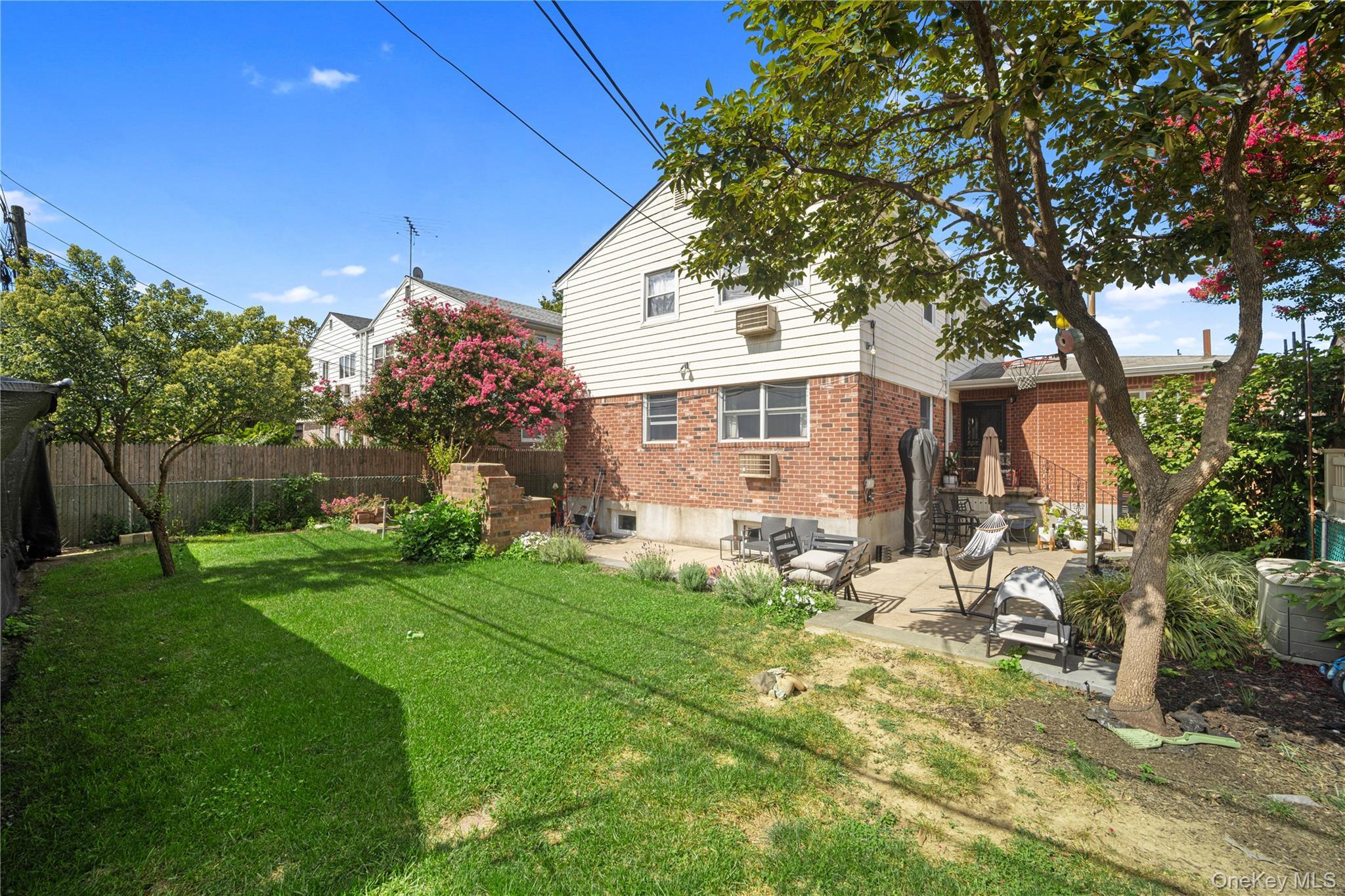 Single Family Doran Ave. Queens, NY 11385, MLS-1040392-6