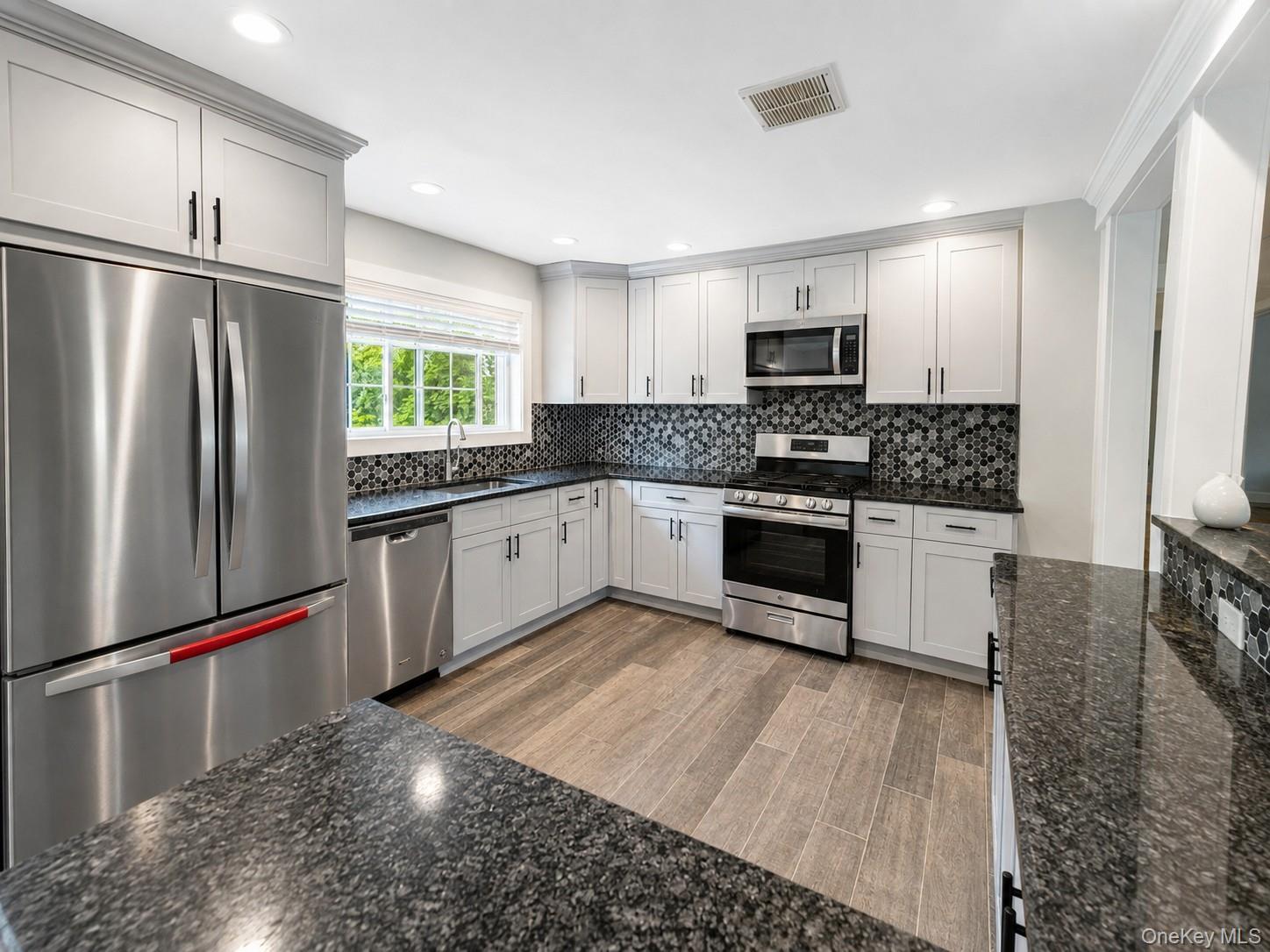 Single Family Scott Drive Orange County, NY 10941, MLS-1040412-11