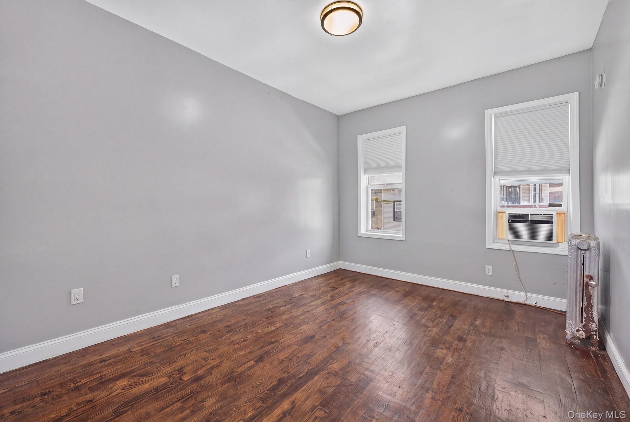 Single Family Van Siclen Avenue Brooklyn, NY 11207, MLS-1040414-4