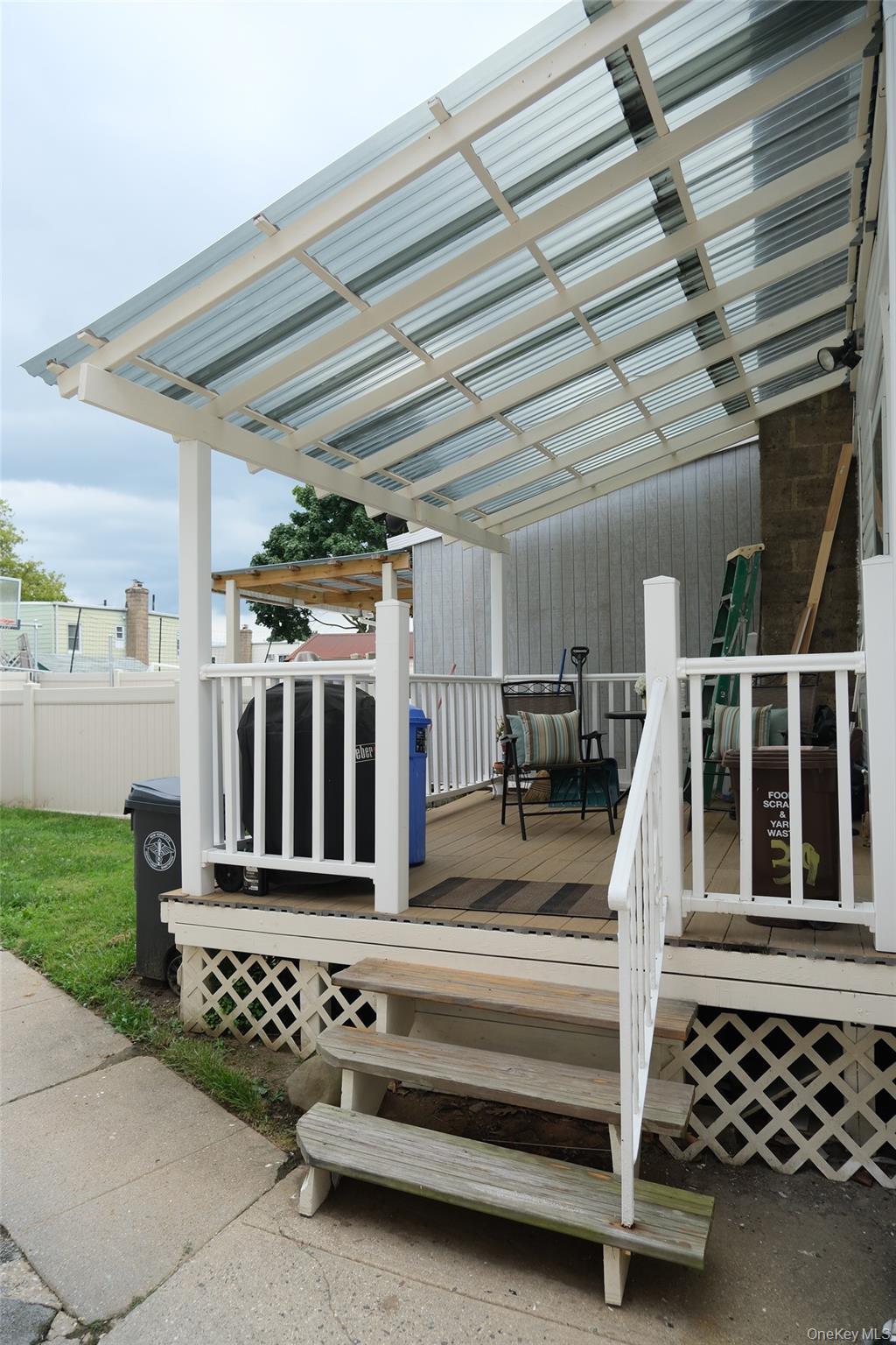 Single Family 202nd Street  Queens, NY 11361, MLS-1040417-16