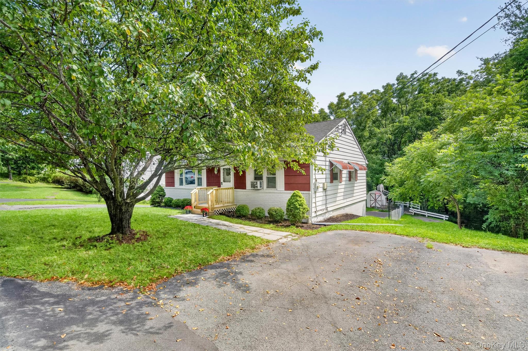 Single Family Leslie Road Orange County, NY 12550, MLS-1040419-4