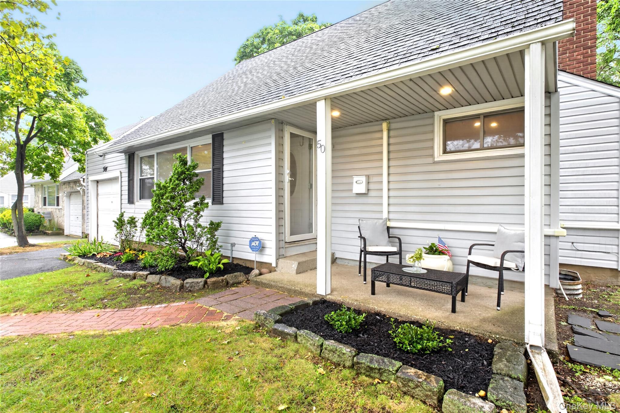 Single Family Commander Avenue  Nassau County, NY 11530, MLS-1040420-6