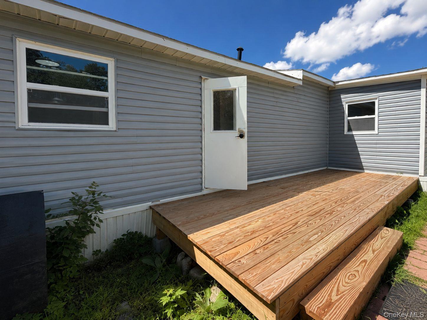 Single Family Jennifer Court  Dutchess County, NY 12601, MLS-1040424-11