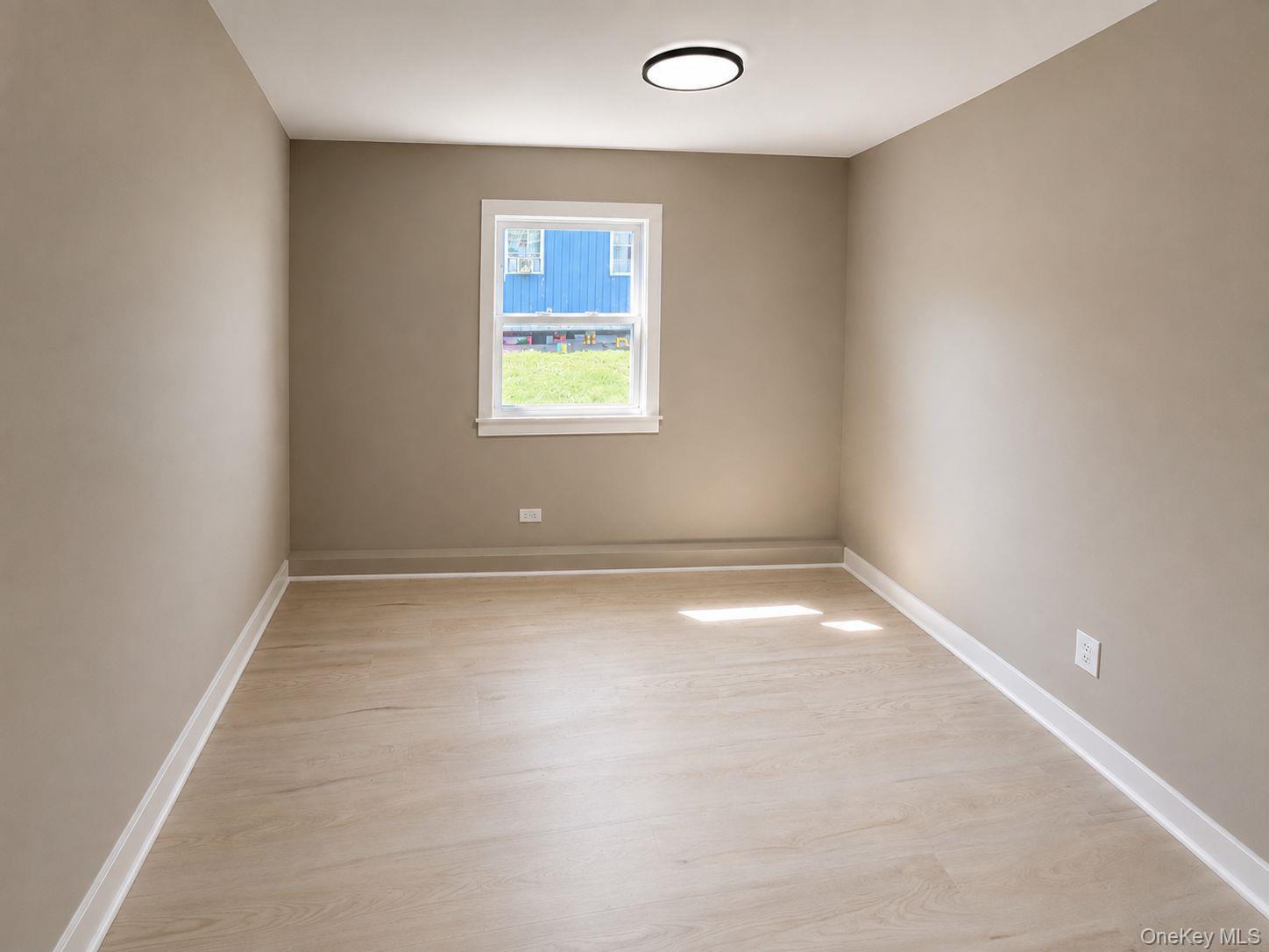Single Family Jennifer Court  Dutchess County, NY 12601, MLS-1040424-9