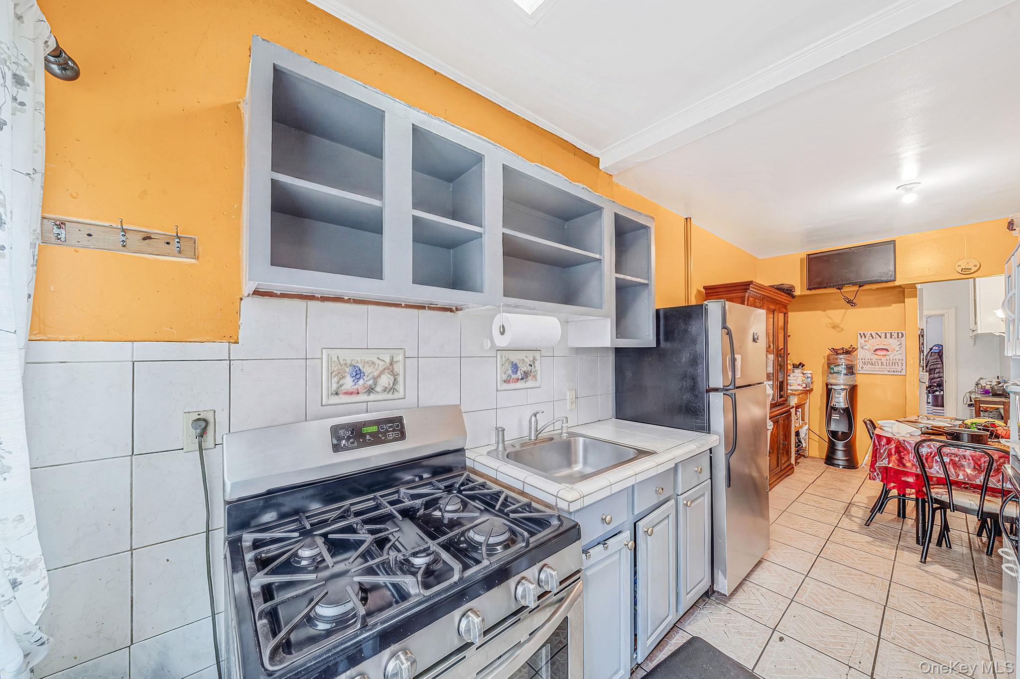 Single Family Autumn Avenue  Brooklyn, NY 11208, MLS-1040435-18