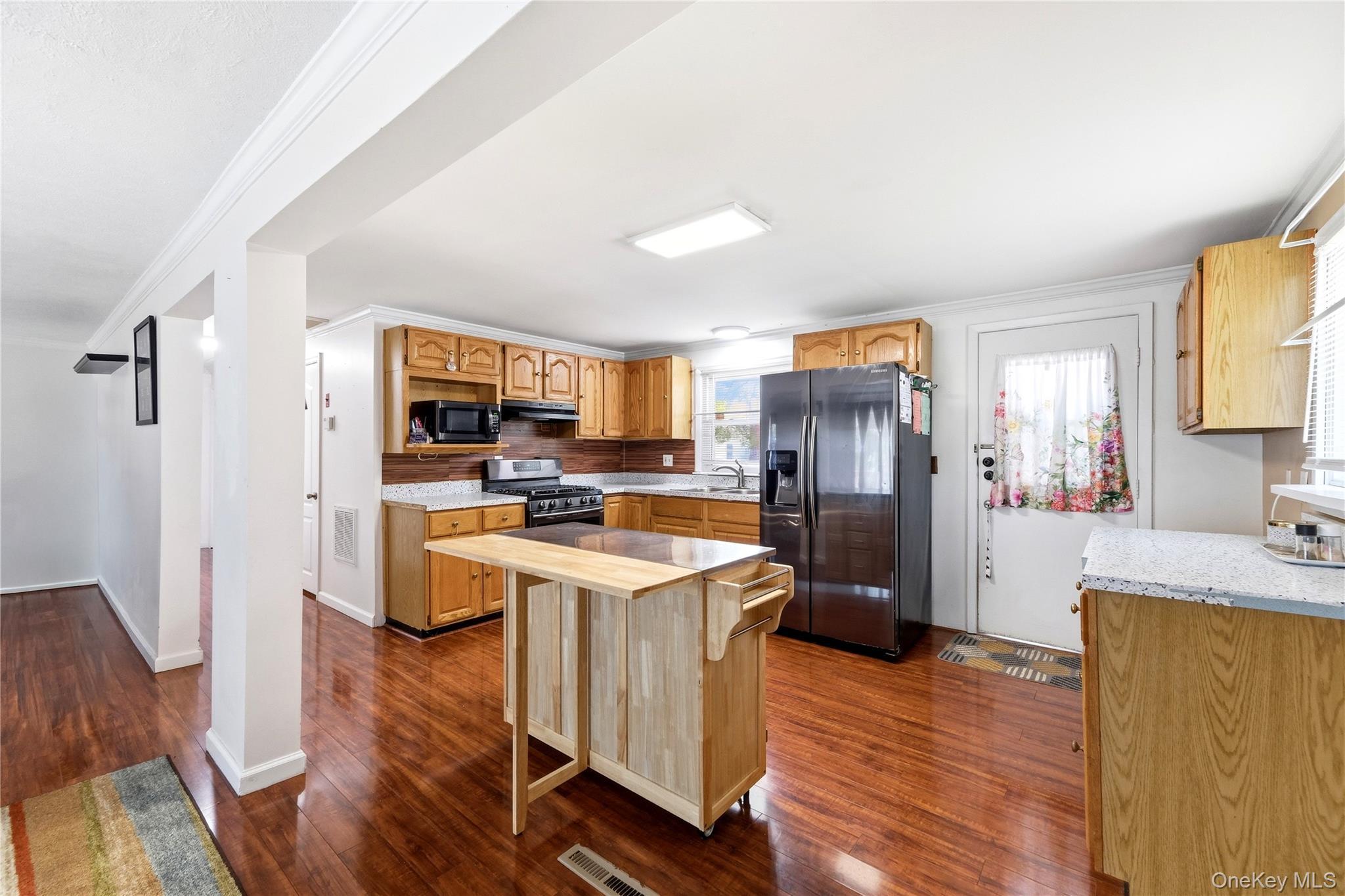 Single Family Hampton Avenue  Suffolk County, NY 11950, MLS-1040438-11