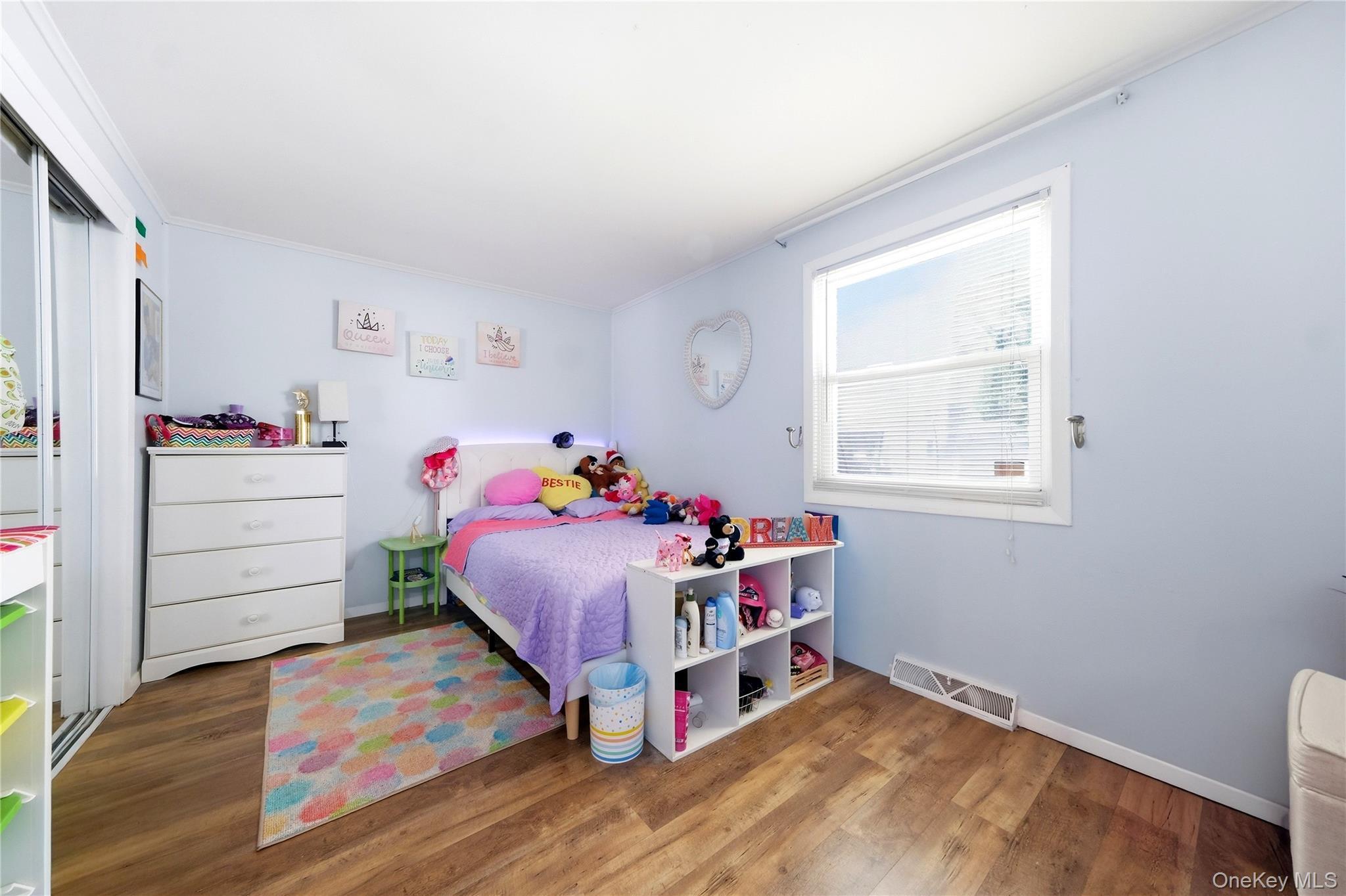Single Family Hampton Avenue  Suffolk County, NY 11950, MLS-1040438-17