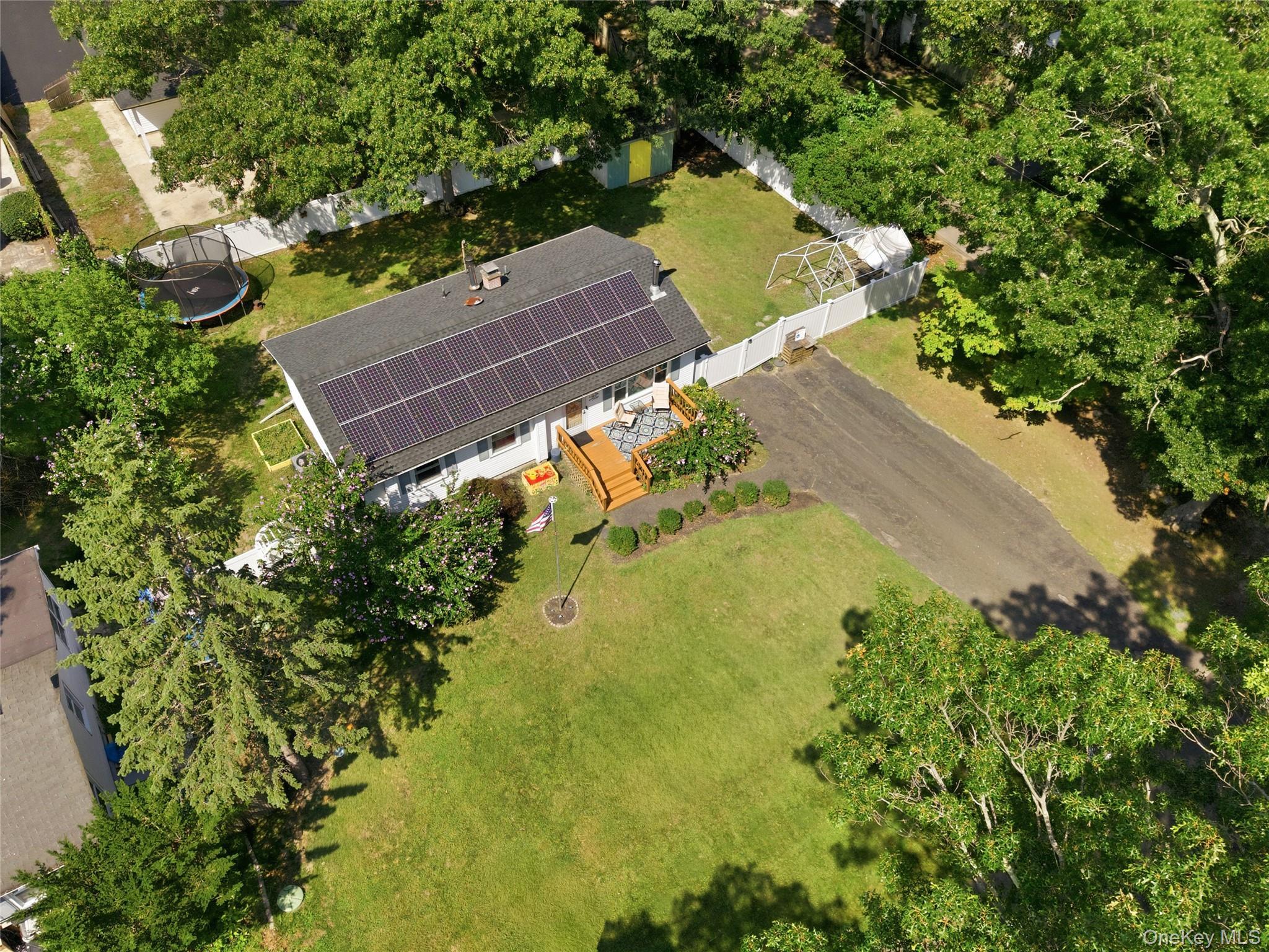 Single Family Hampton Avenue  Suffolk County, NY 11950, MLS-1040438-28