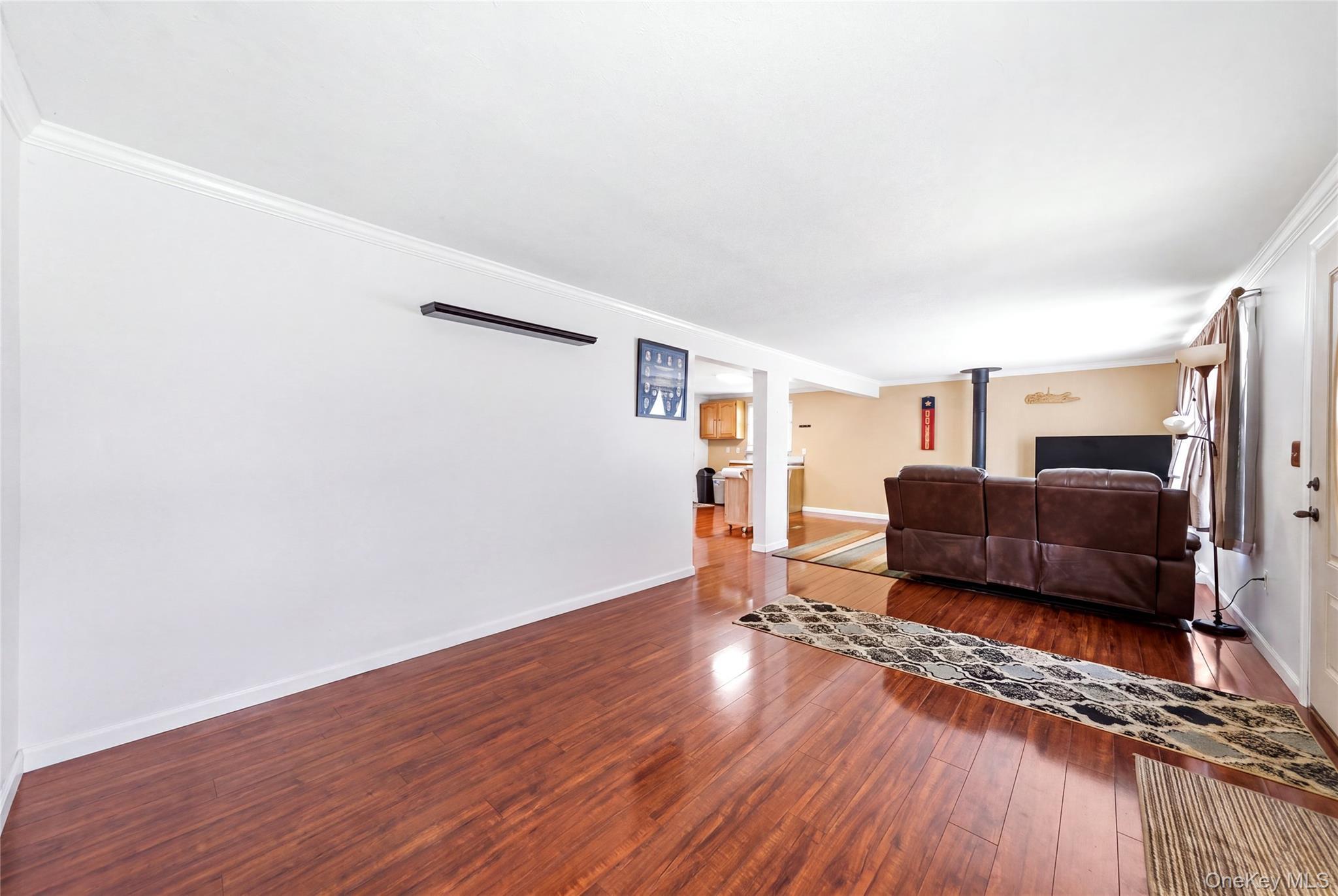 Single Family Hampton Avenue  Suffolk County, NY 11950, MLS-1040438-6