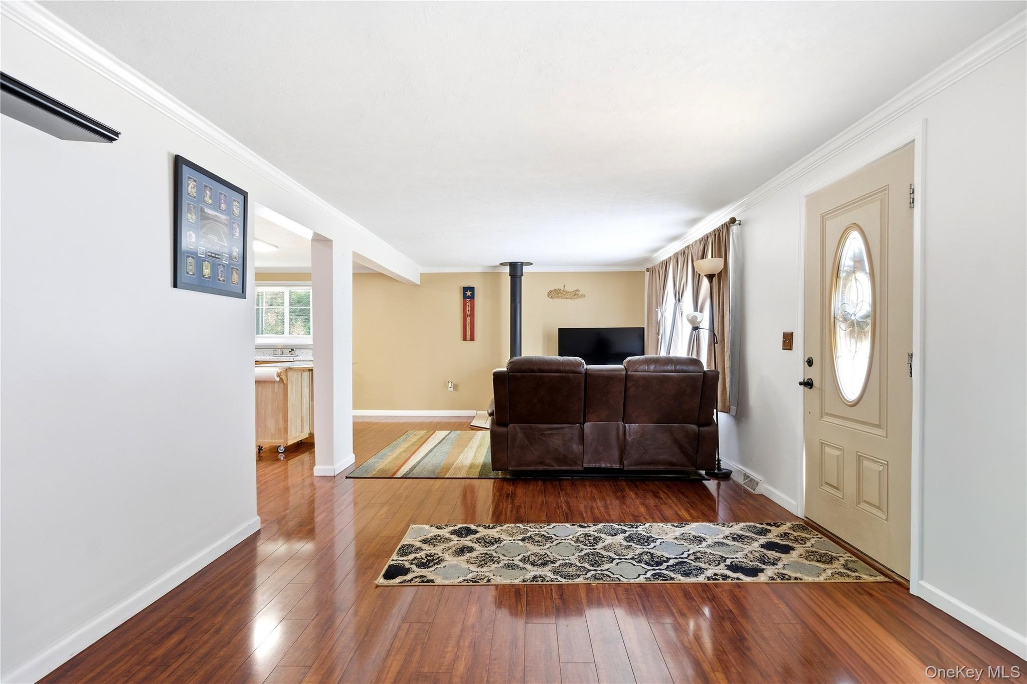 Single Family Hampton Avenue  Suffolk County, NY 11950, MLS-1040438-8