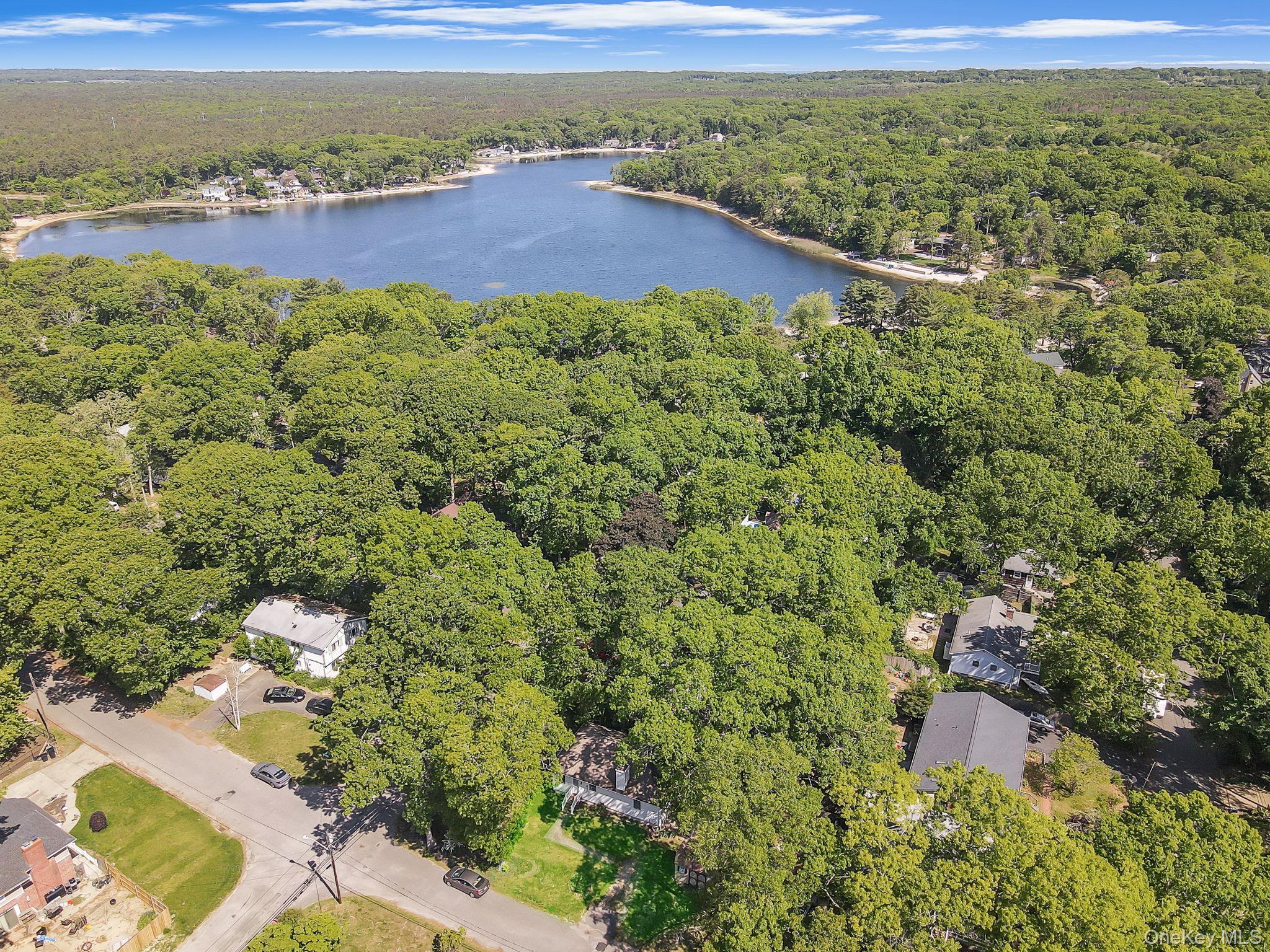 Single Family Newcomb Trail Suffolk County, NY 11961, MLS-1040443-30