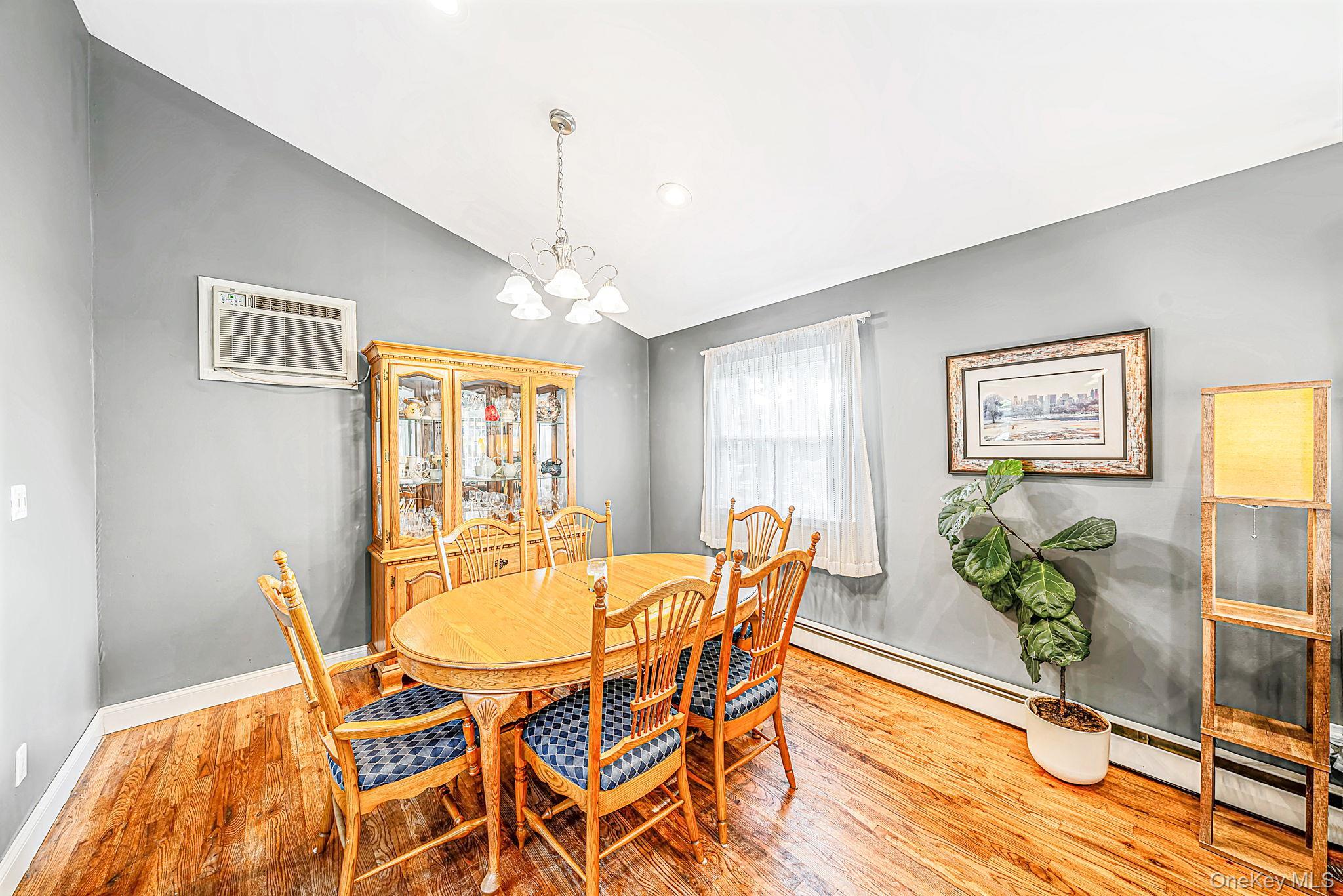 Single Family Newcomb Trail Suffolk County, NY 11961, MLS-1040443-7
