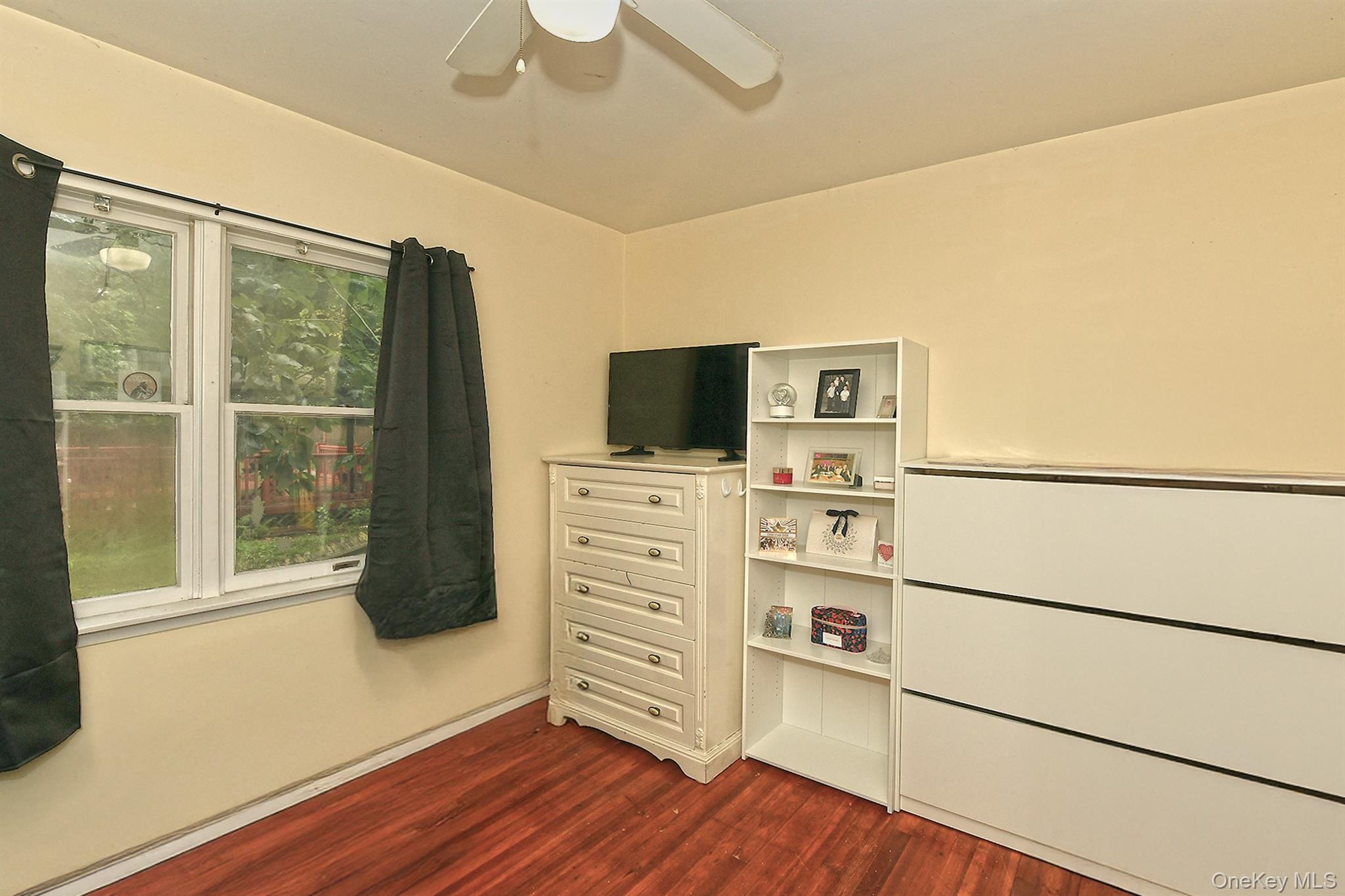 Single Family Olive Street  Suffolk County, NY 11746, MLS-1040449-7