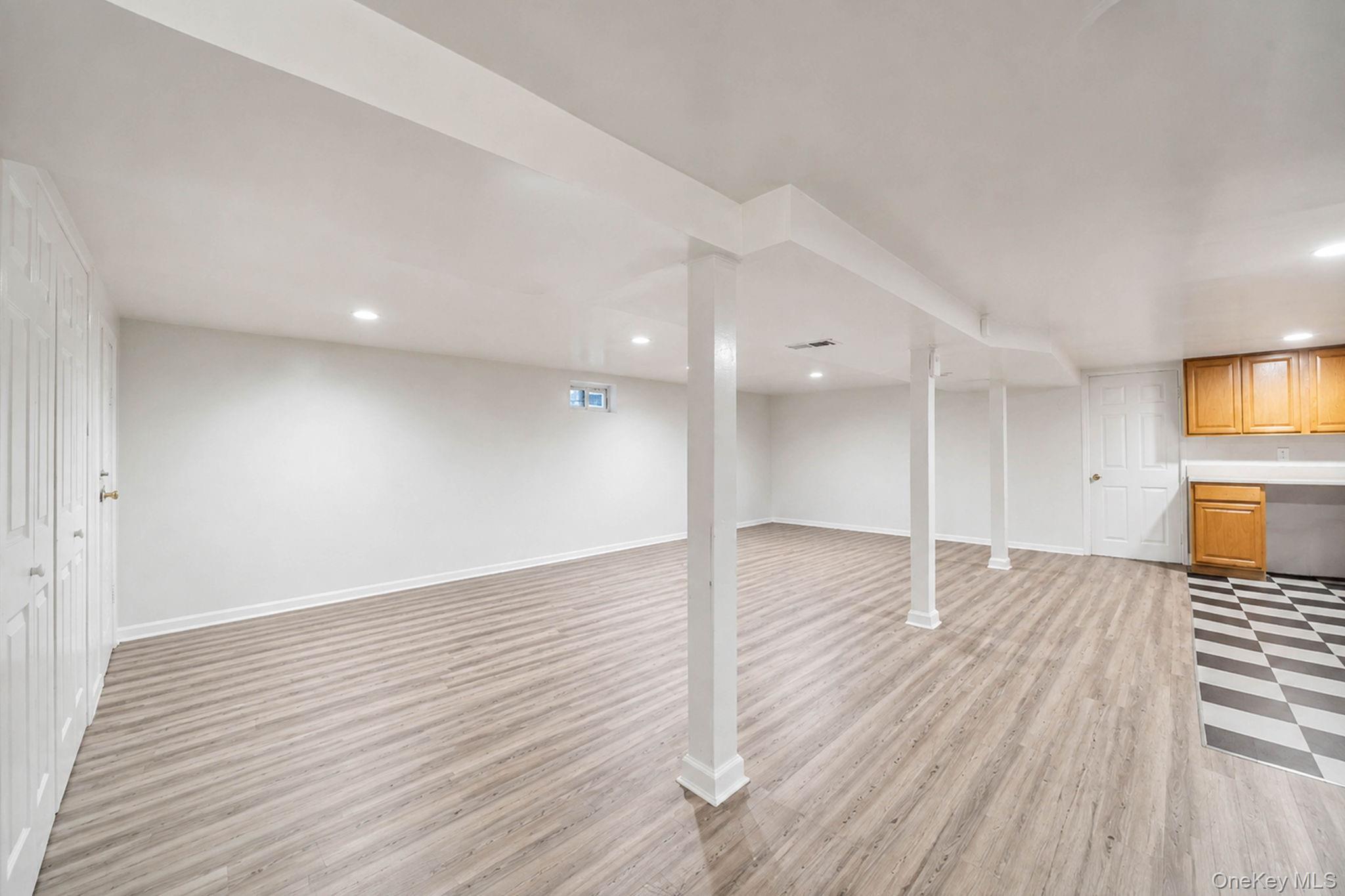 Single Family 229th Street Queens, NY 11413, MLS-1040451-13