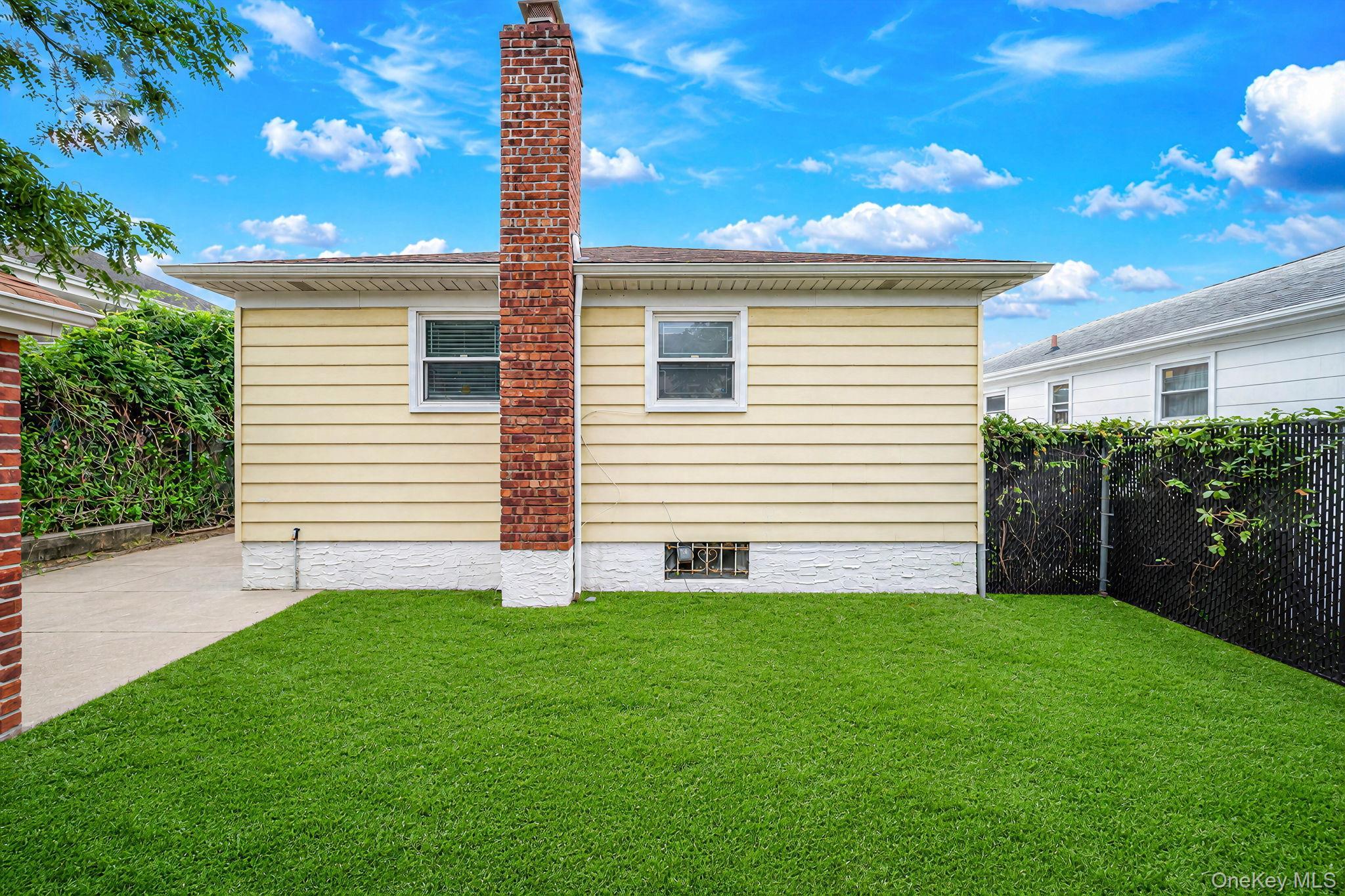 Single Family 229th Street  Queens, NY 11413, MLS-1040451-19