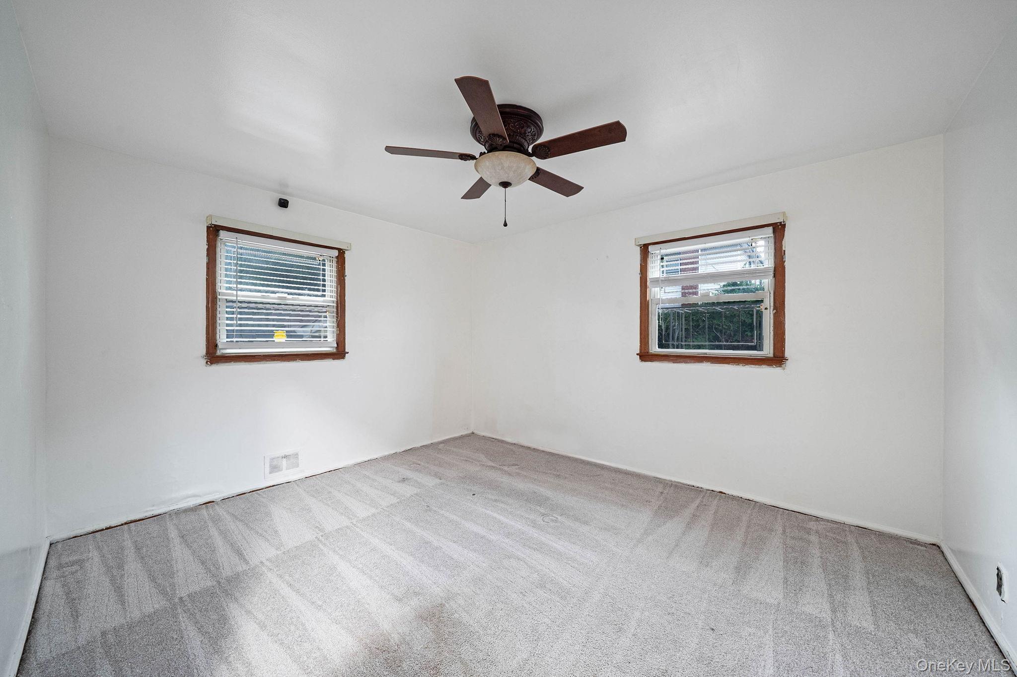 Single Family 229th Street Queens, NY 11413, MLS-1040451-8
