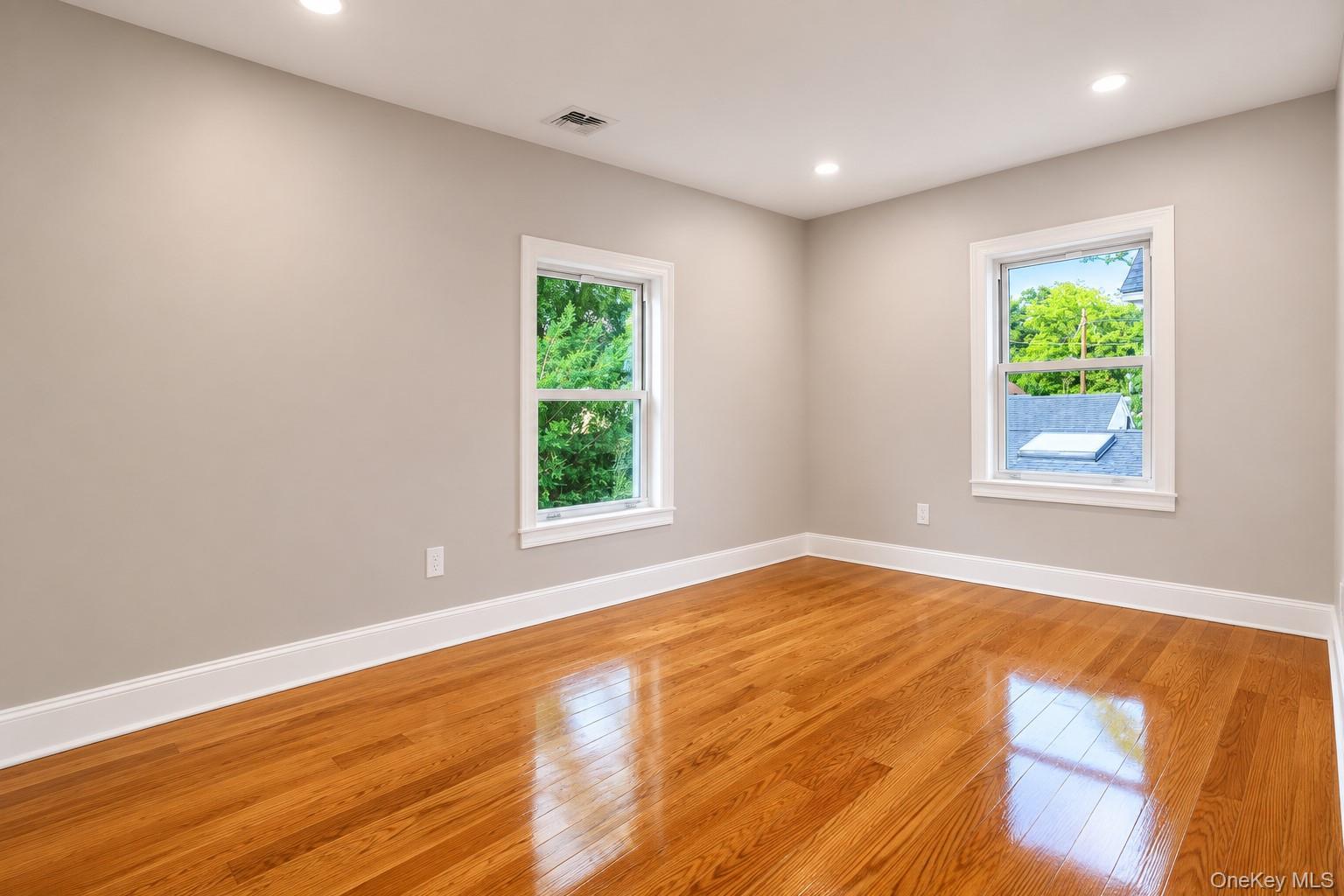 Single Family Vernon Avenue Nassau County, NY 11732, MLS-1040459-19