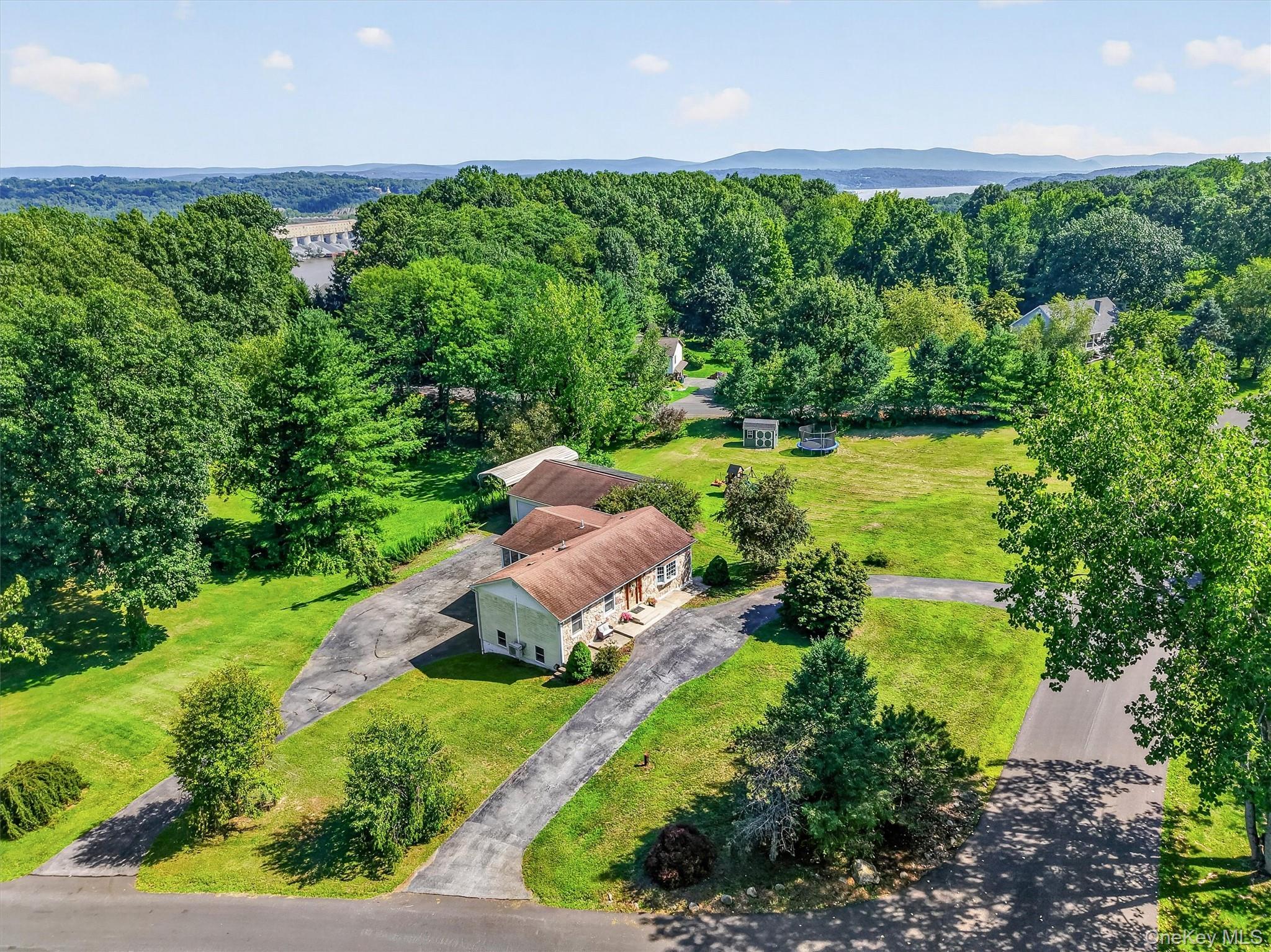 Single Family Hillside Drive Ulster County, NY 12542, MLS-1040462-3