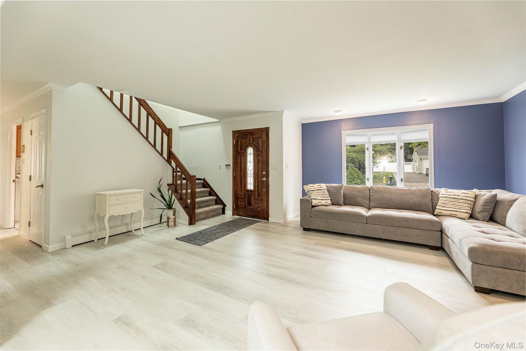 Single Family Gainsborough Road  Suffolk County, NY 11741, MLS-1040465-3