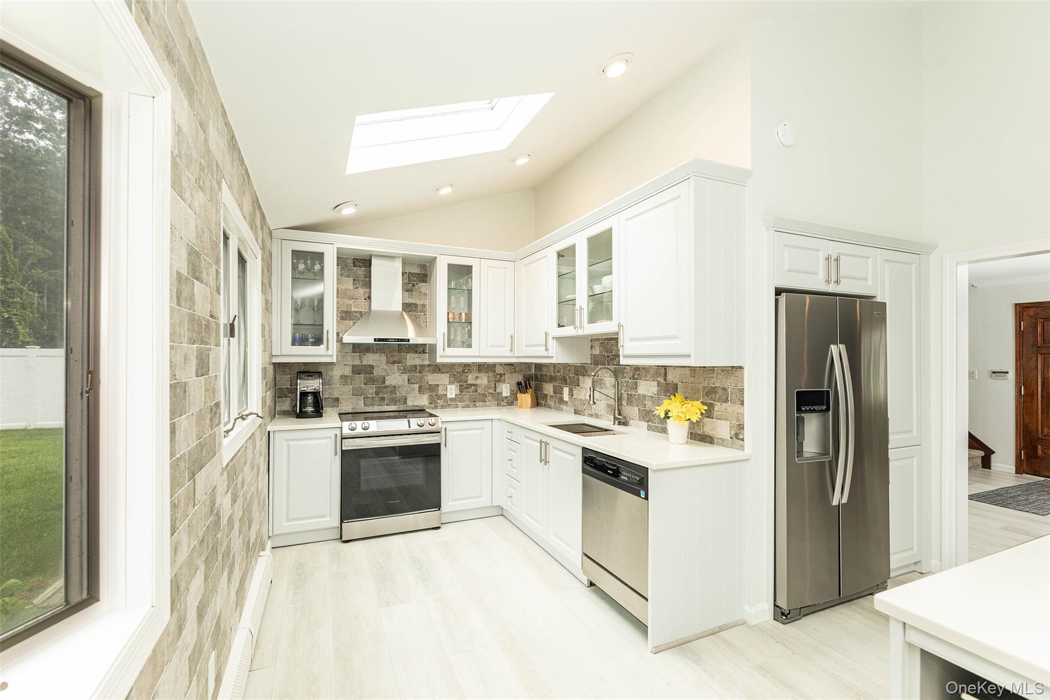 Single Family Gainsborough Road  Suffolk County, NY 11741, MLS-1040465-5