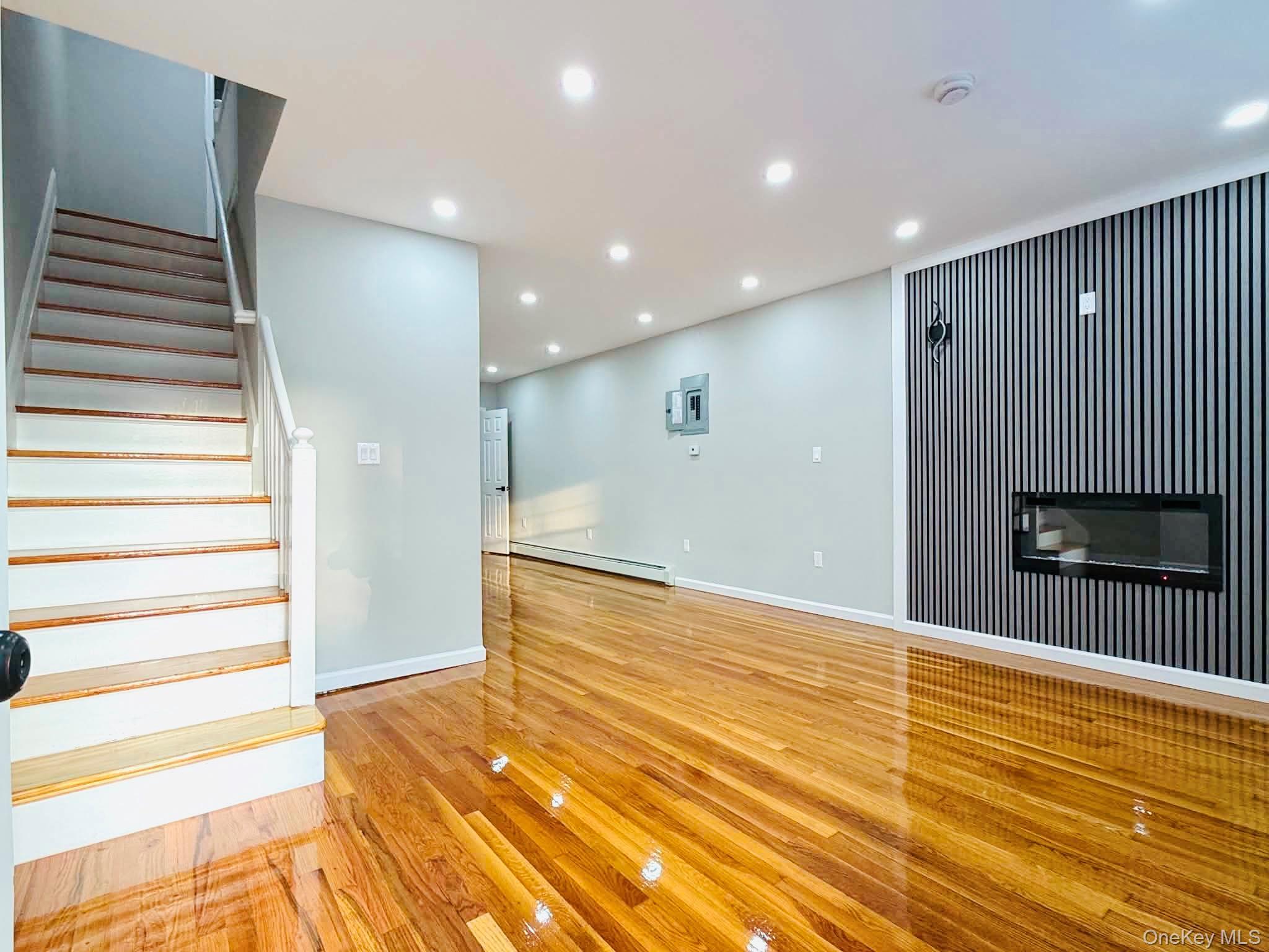 Single Family Bouck Avenue Bronx, NY 10469, MLS-1040489-3