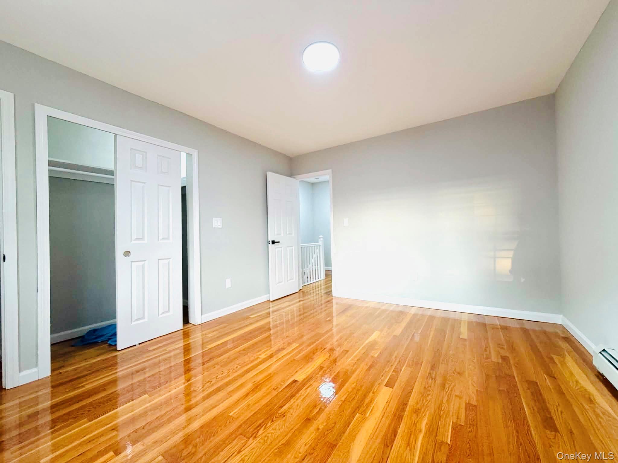 Single Family Bouck Avenue Bronx, NY 10469, MLS-1040489-6