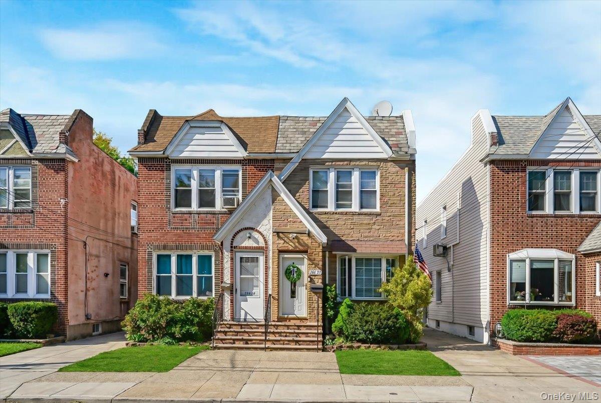 Single Family 89th Avenue Queens, NY 11426, MLS-1040510-3