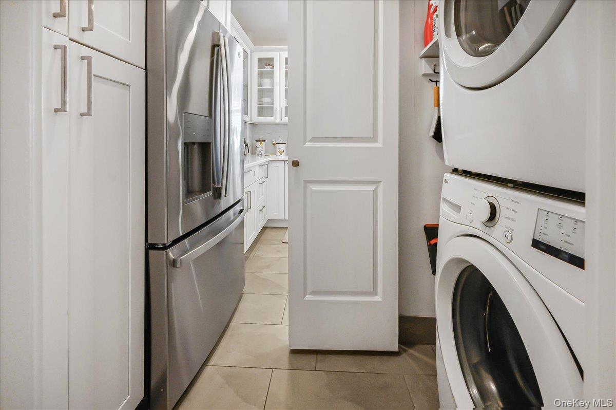Single Family 89th Avenue Queens, NY 11426, MLS-1040510-8