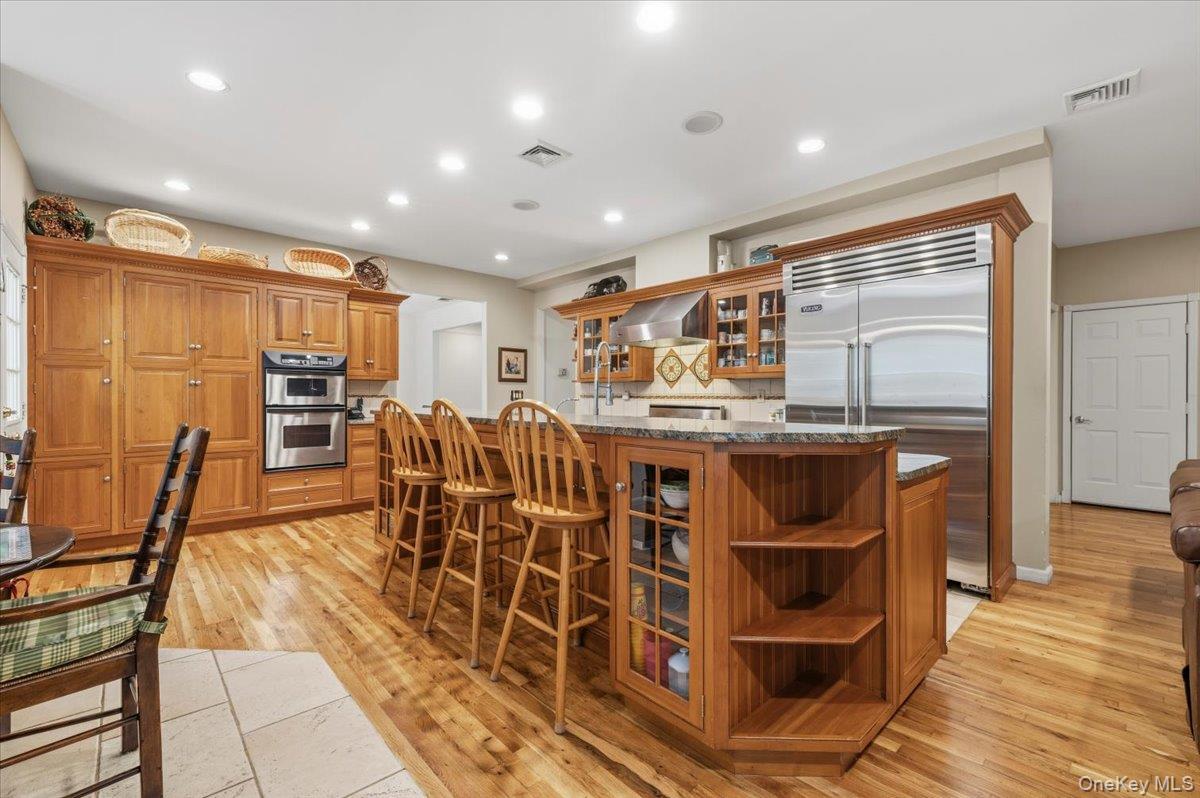 Single Family Washington Avenue Nassau County, NY 11803, MLS-1040523-16