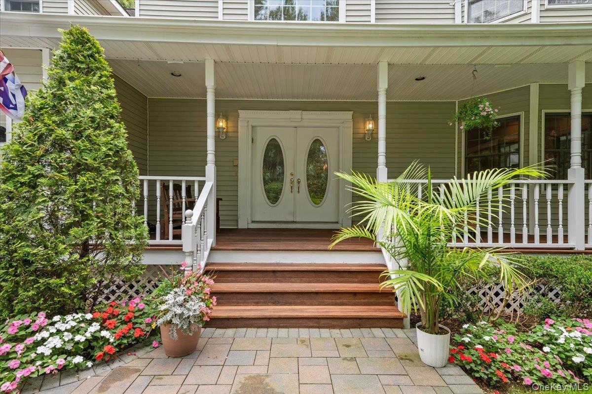 Single Family Washington Avenue Nassau County, NY 11803, MLS-1040523-2