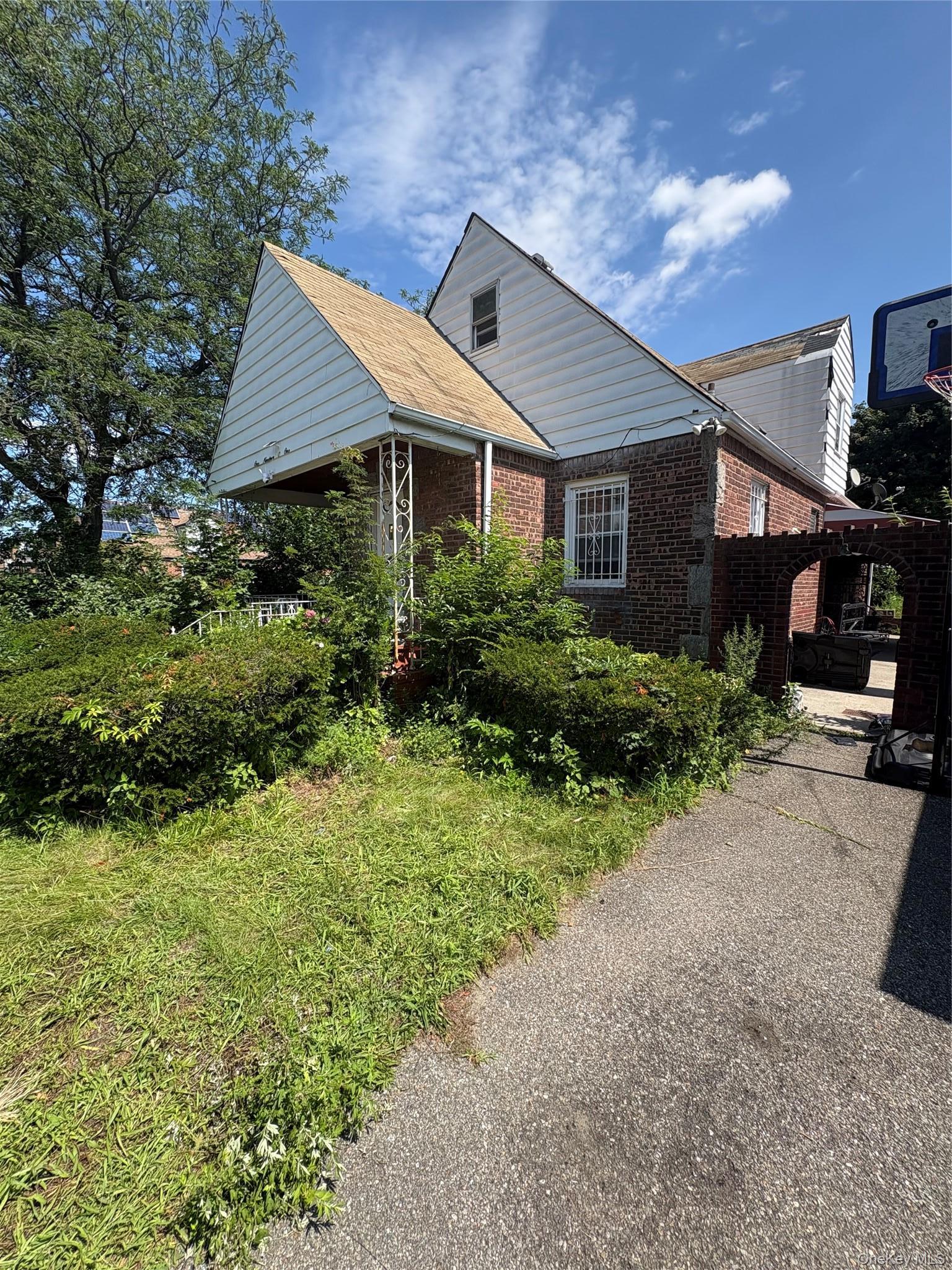Single Family 223rd Street  Queens, NY 11411, MLS-1040525-3