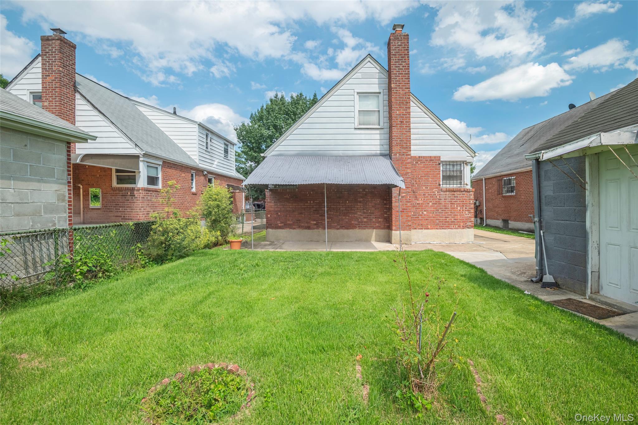 Single Family 250th Street  Queens, NY 11426, MLS-1040532-19