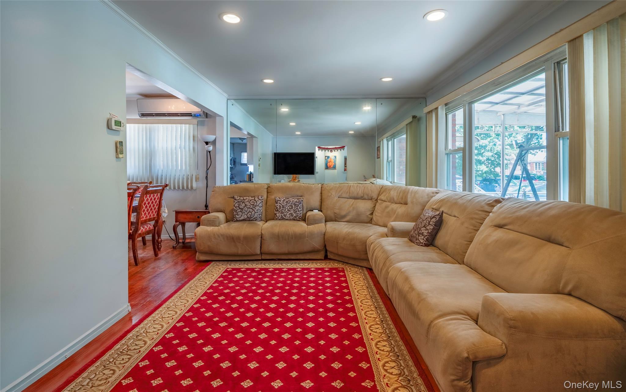 Single Family 250th Street Queens, NY 11426, MLS-1040532-4