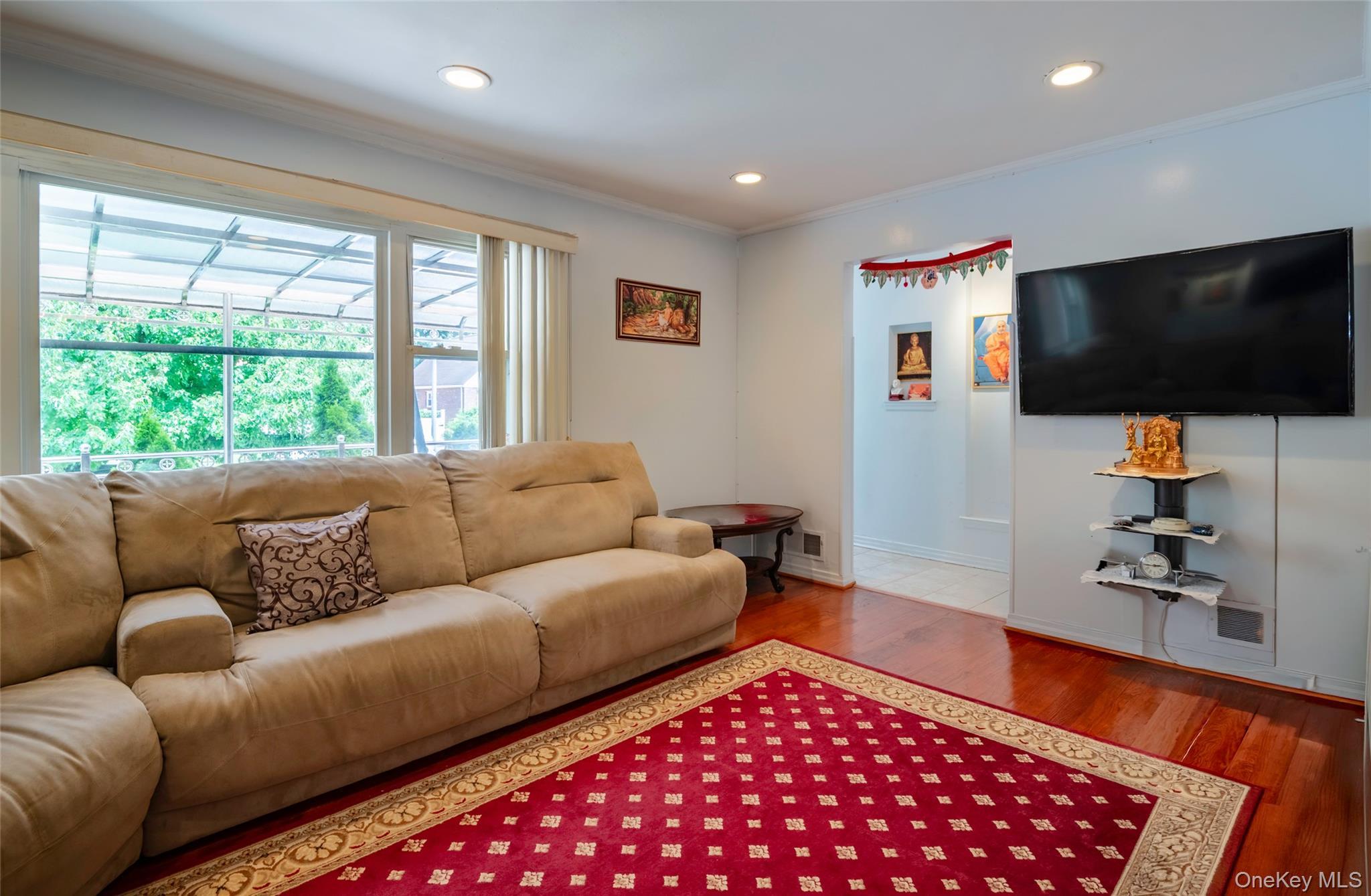 Single Family 250th Street Queens, NY 11426, MLS-1040532-5