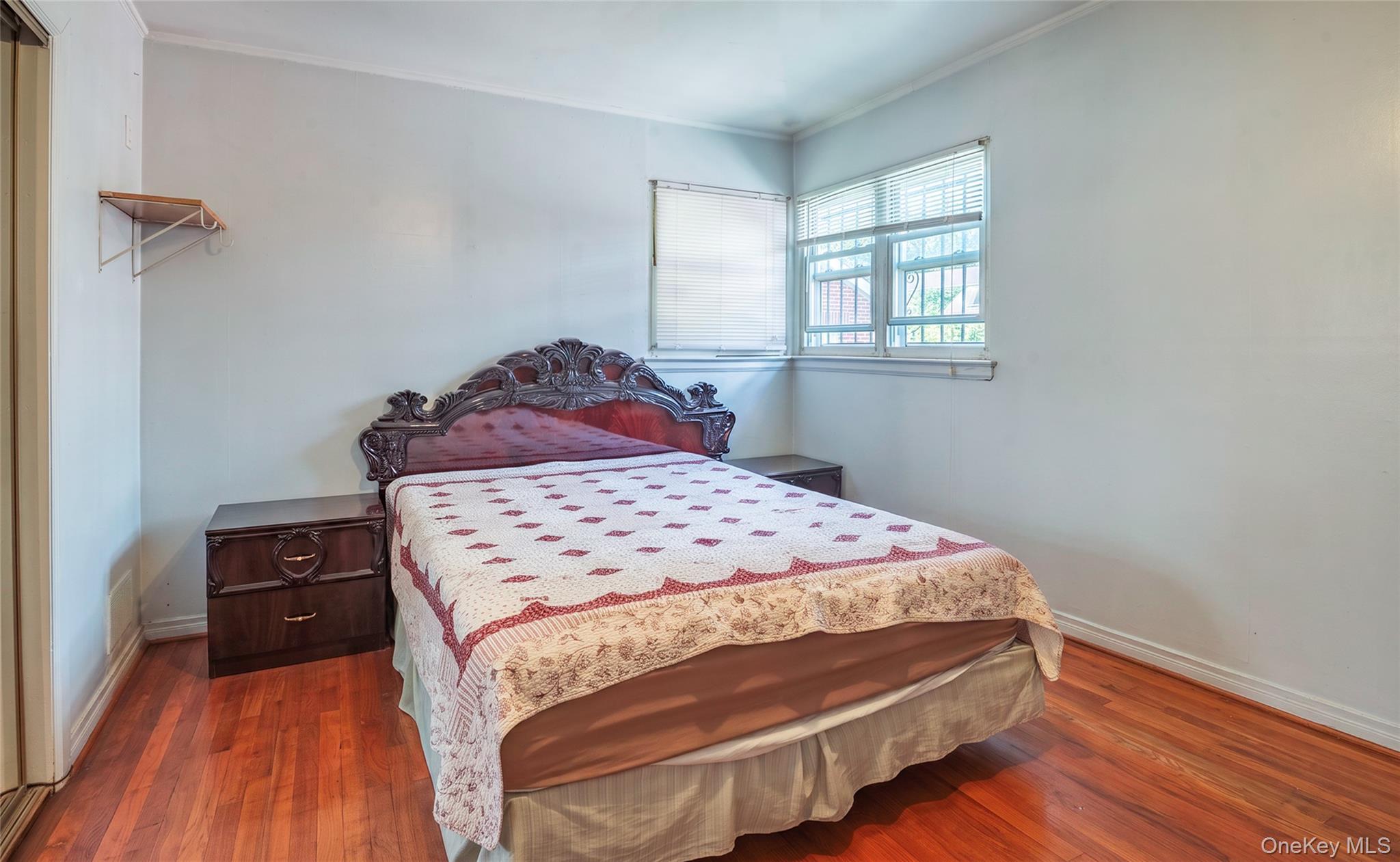 Single Family 250th Street Queens, NY 11426, MLS-1040532-8