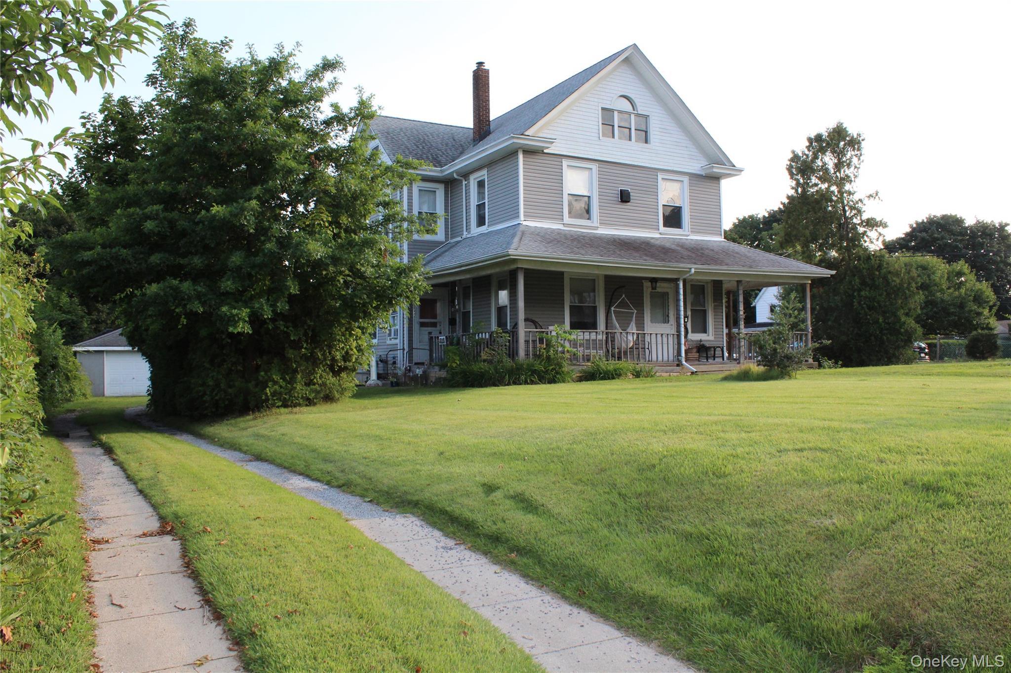 Single Family Old Dock Road  Suffolk County, NY 11754, MLS-1040541-2