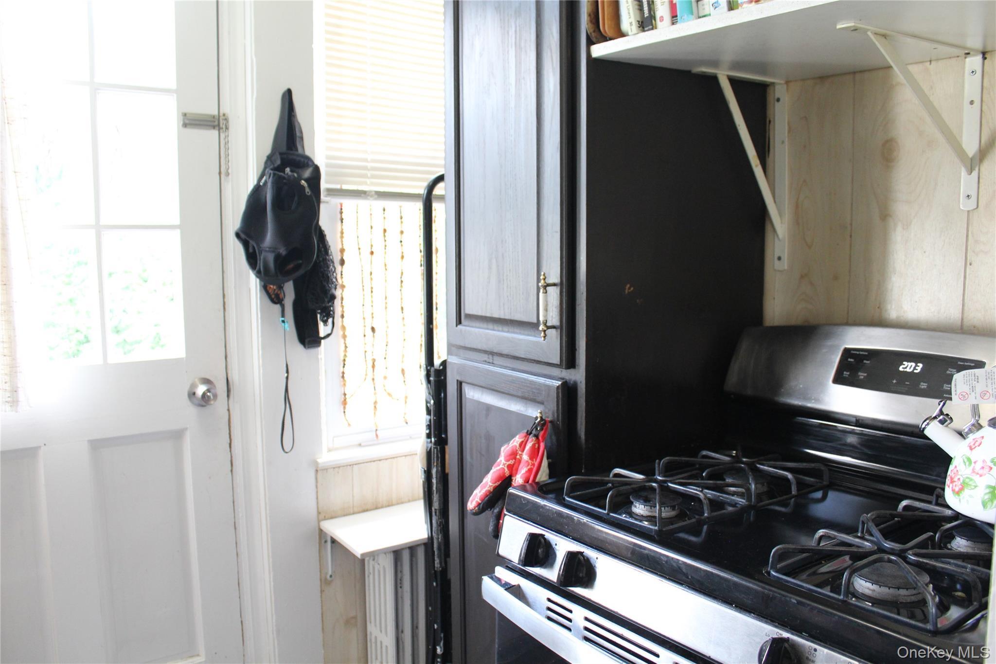 Single Family Old Dock Road  Suffolk County, NY 11754, MLS-1040541-31
