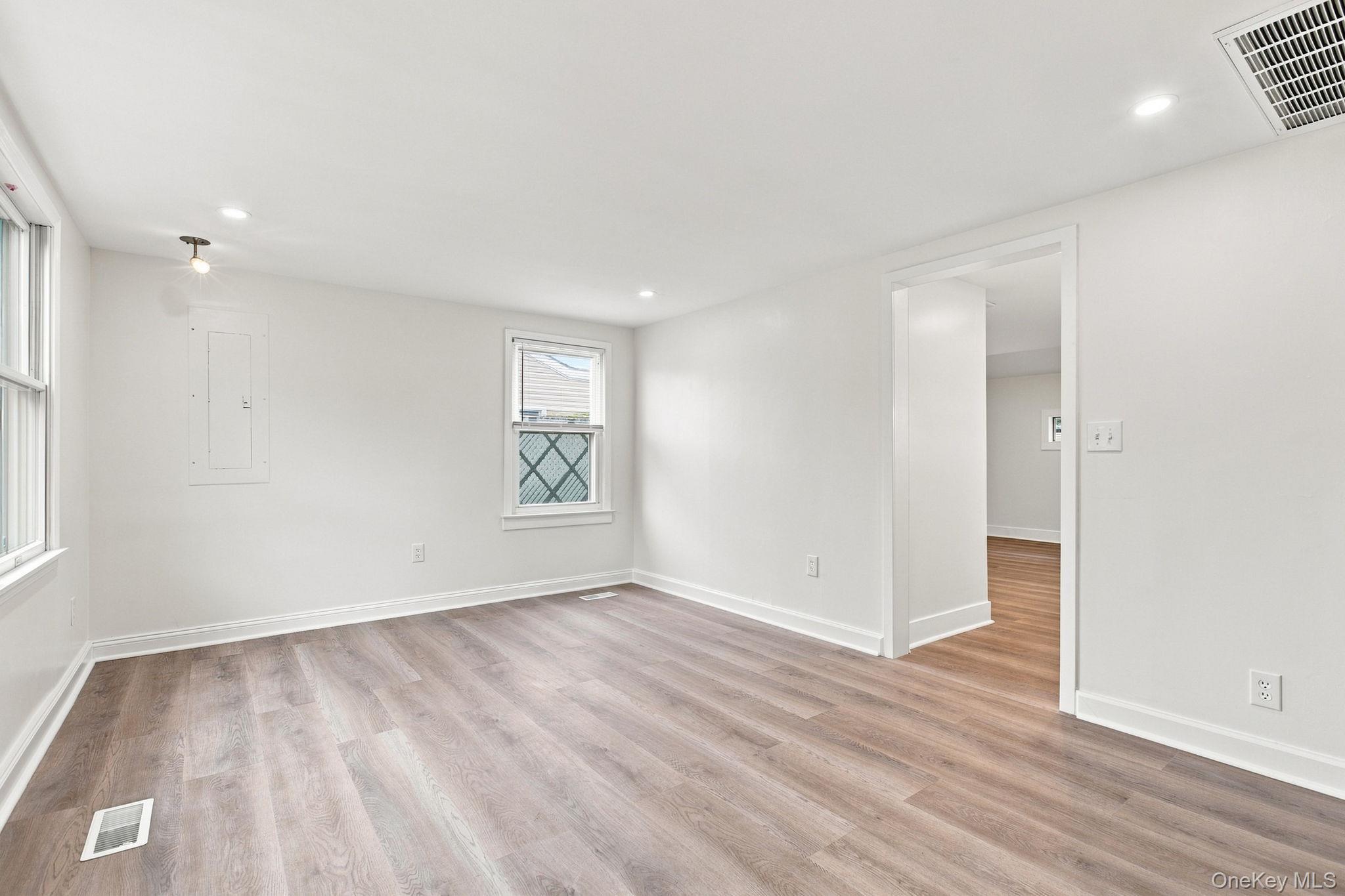 Single Family Kwiecinski Street Rockland County, NY 10993, MLS-1040550-10