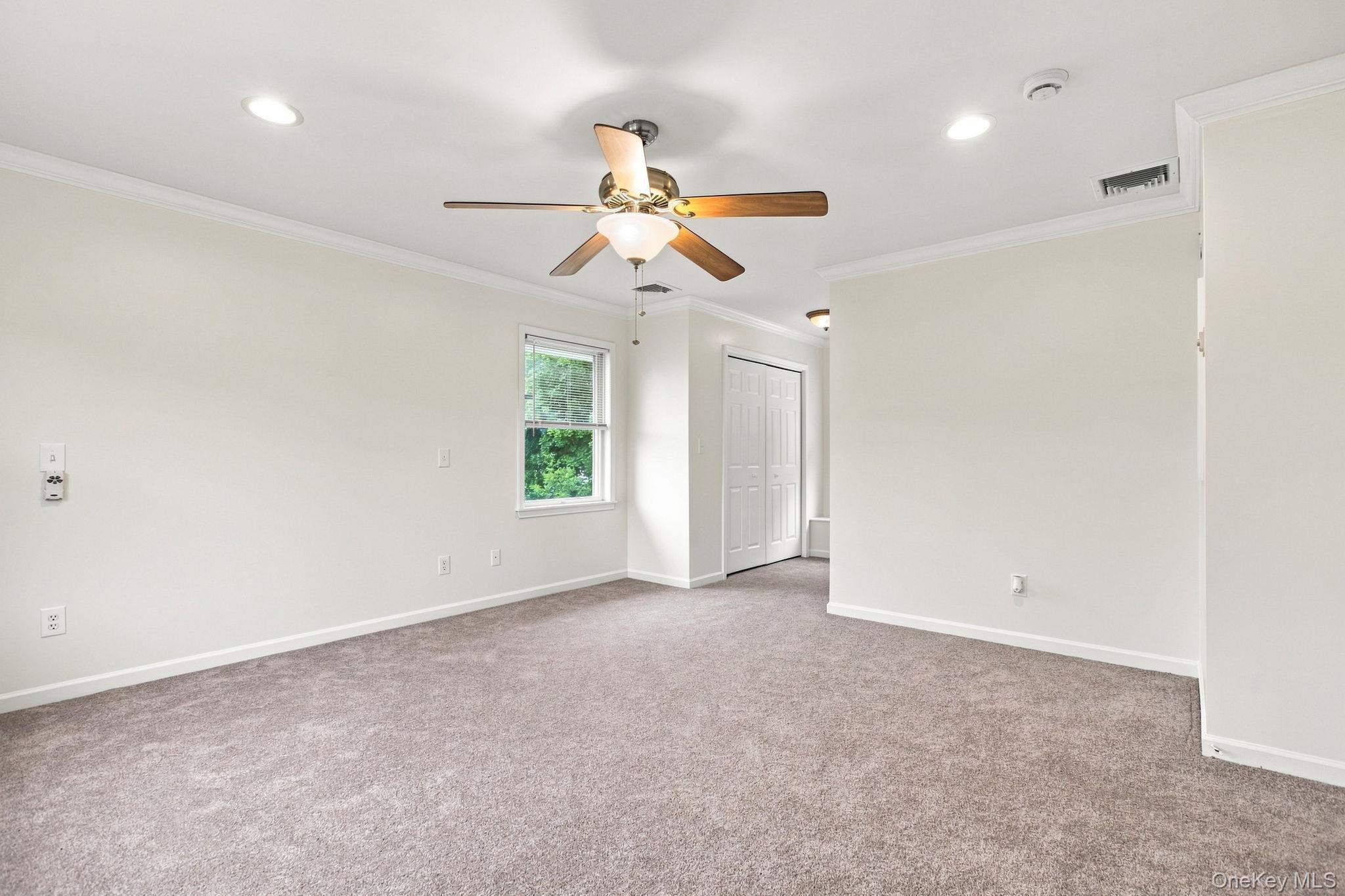Single Family Kwiecinski Street Rockland County, NY 10993, MLS-1040550-16