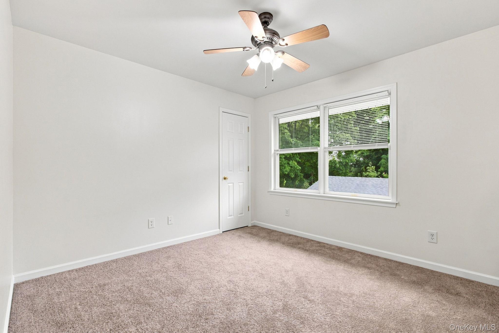 Single Family Kwiecinski Street Rockland County, NY 10993, MLS-1040550-20