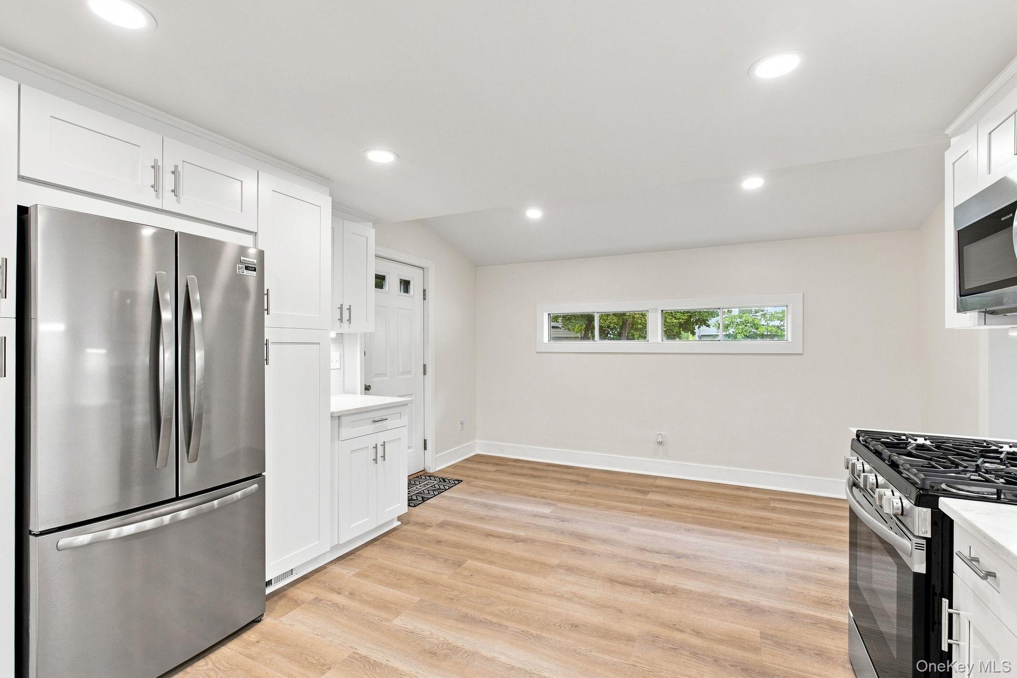 Single Family Kwiecinski Street Rockland County, NY 10993, MLS-1040550-6