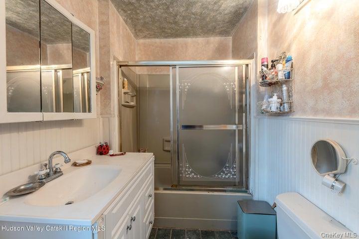 Single Family Leslie Road Orange County, NY 12550, MLS-1040552-39