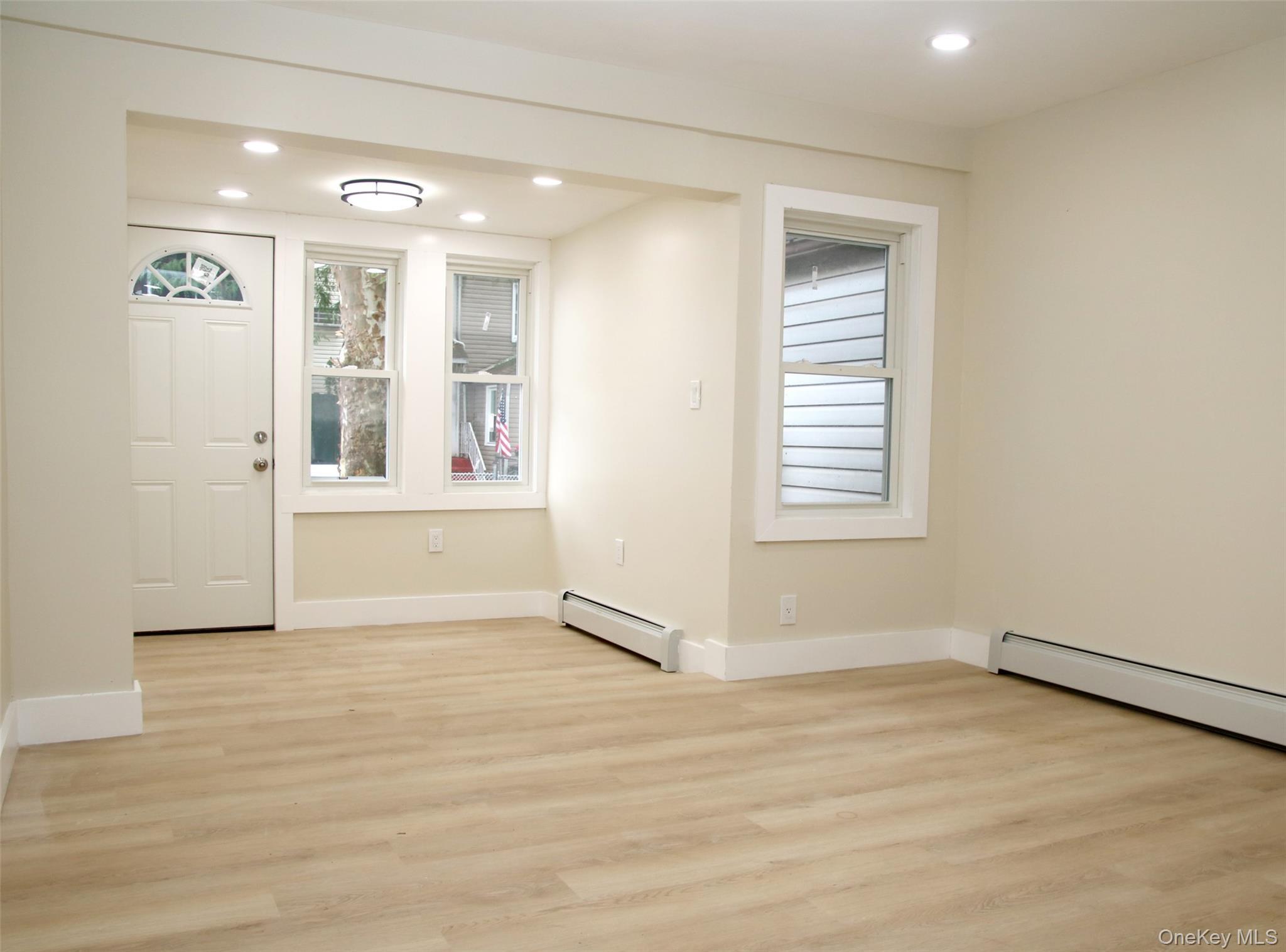 Single Family 118th Avenue Queens, NY 11434, MLS-1040555-6