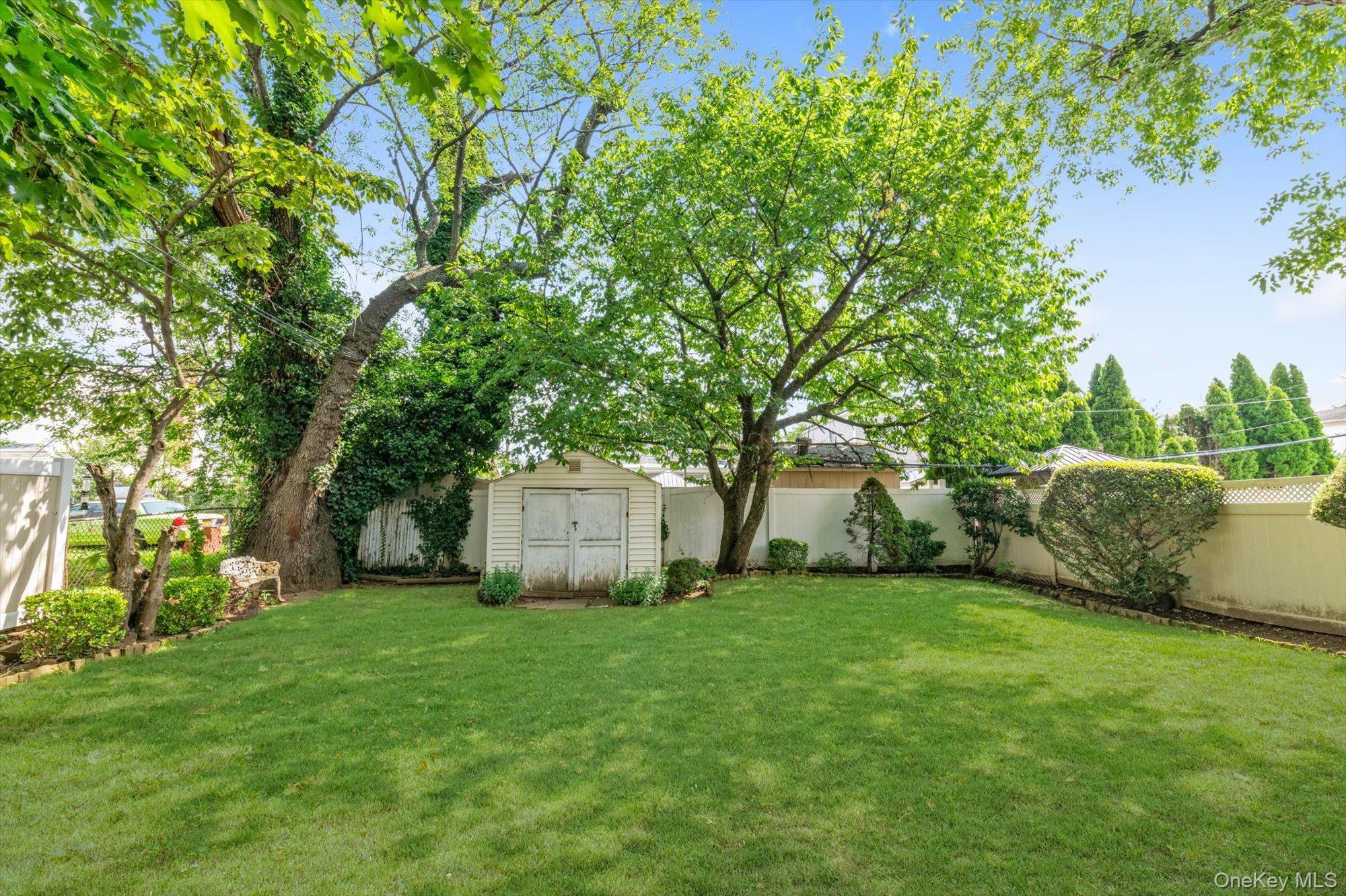 Single Family 262nd Street  Queens, NY 11004, MLS-1040559-19