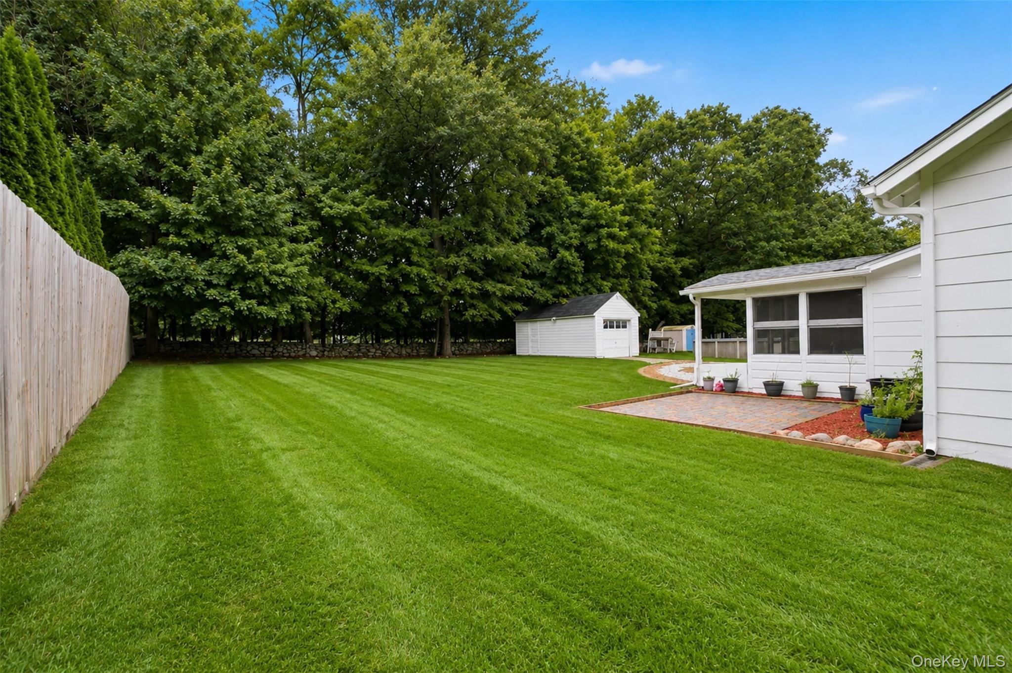 Single Family Round Lake Avenue Orange County, NY 10950, MLS-1040560-24