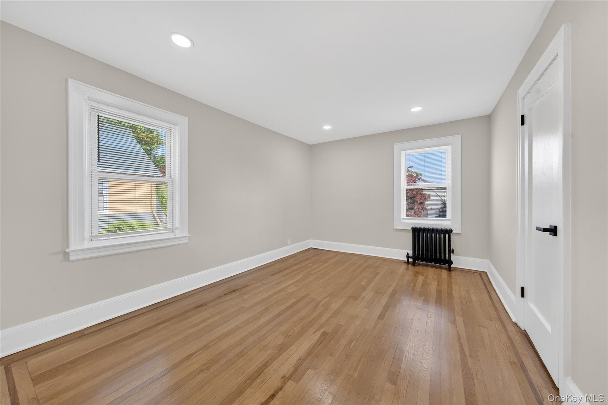 Single Family Argyle Road  Nassau County, NY 11552, MLS-1040581-13