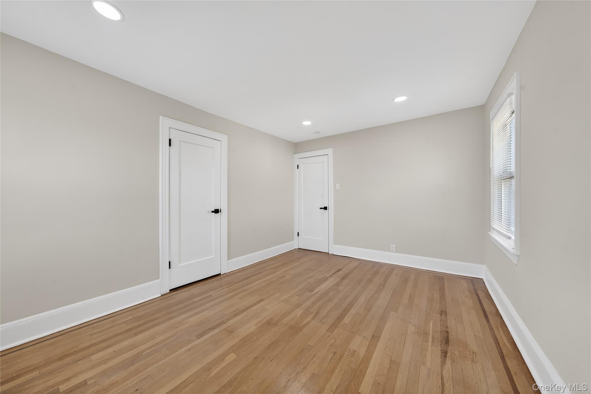 Single Family Argyle Road  Nassau County, NY 11552, MLS-1040581-15