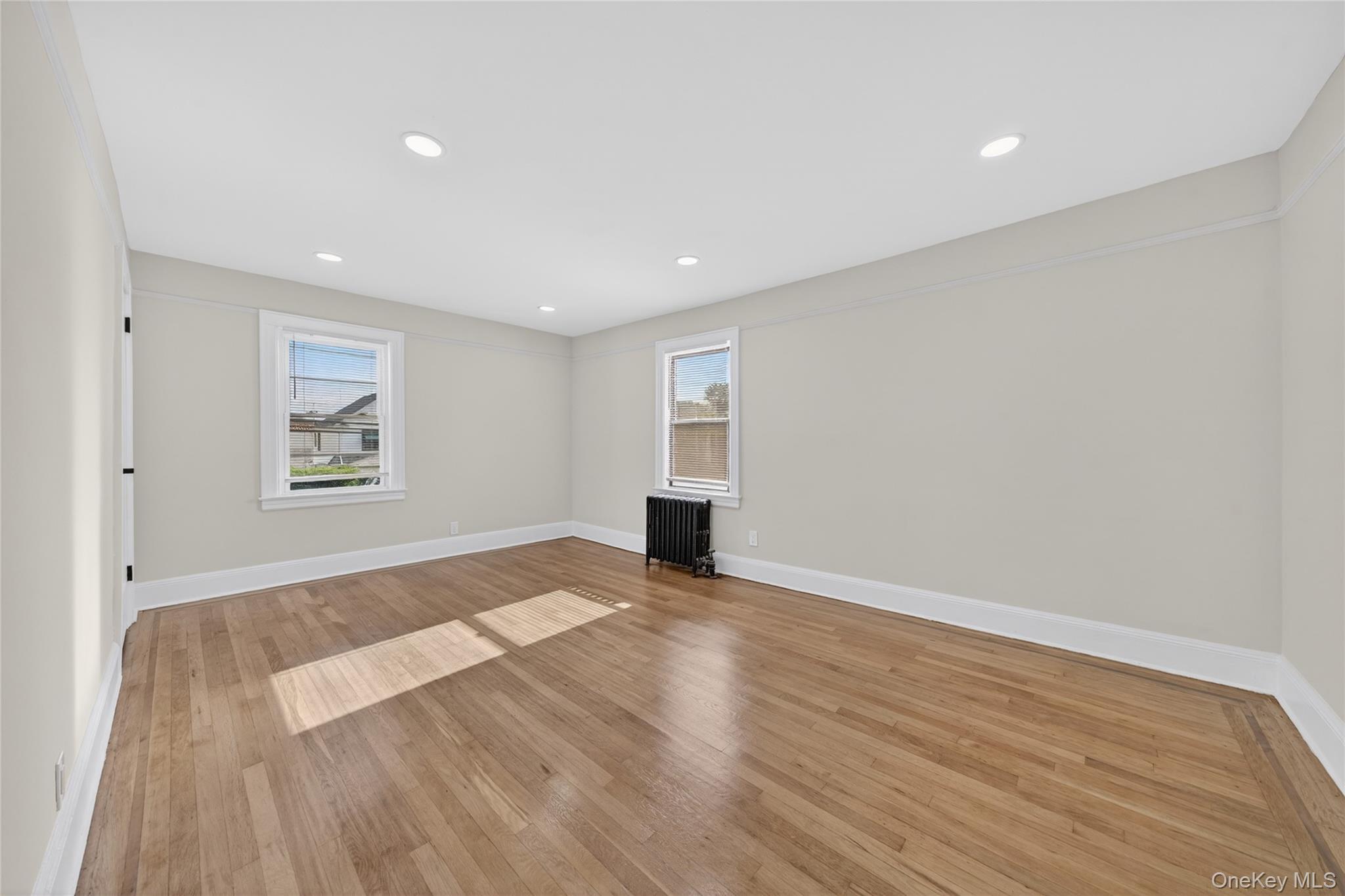 Single Family Argyle Road  Nassau County, NY 11552, MLS-1040581-16